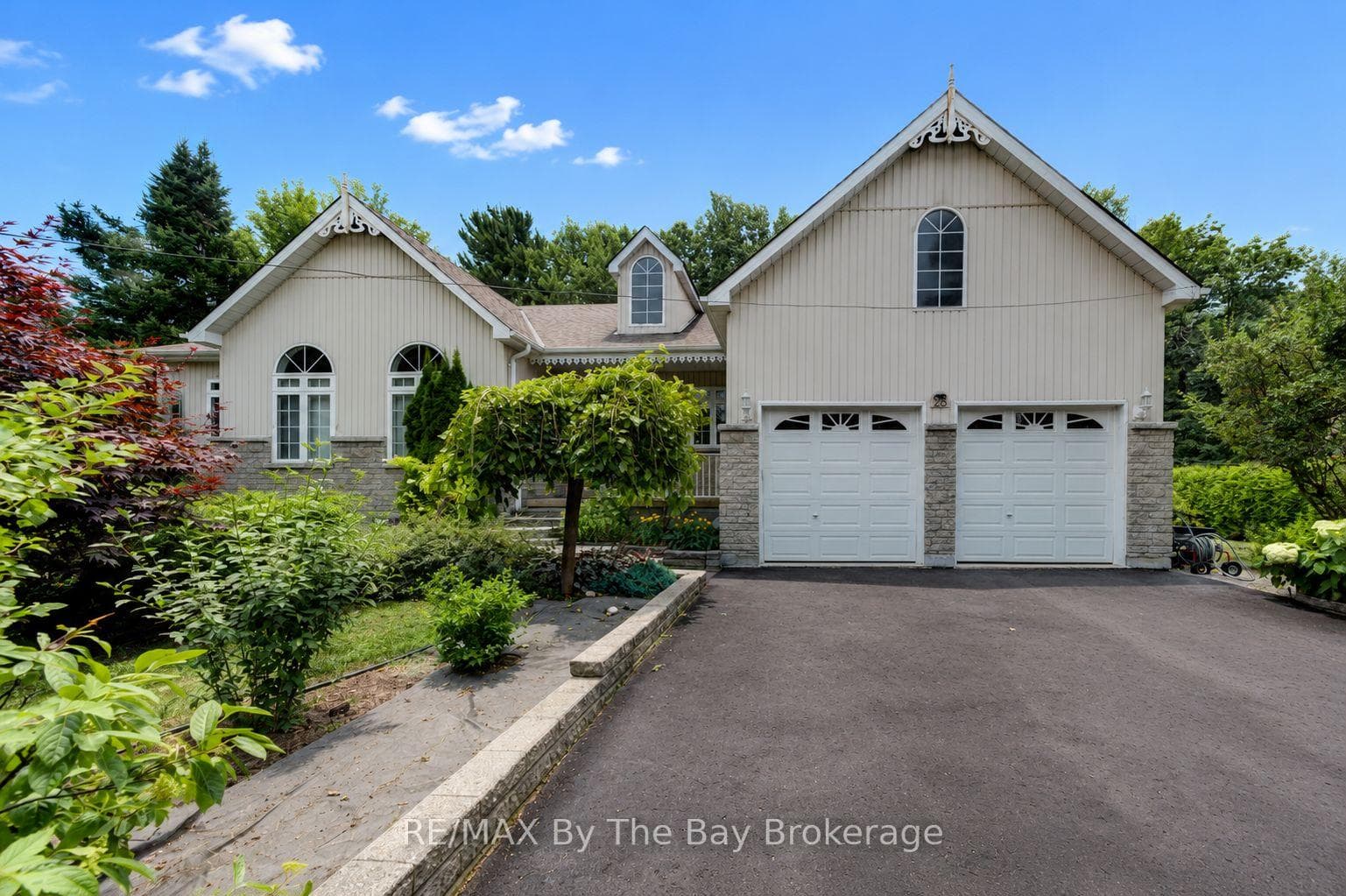 28 Bridlewood Crescent, Wasaga Beach, ON L9Z 1B4, Wasaga Beach — photo 1