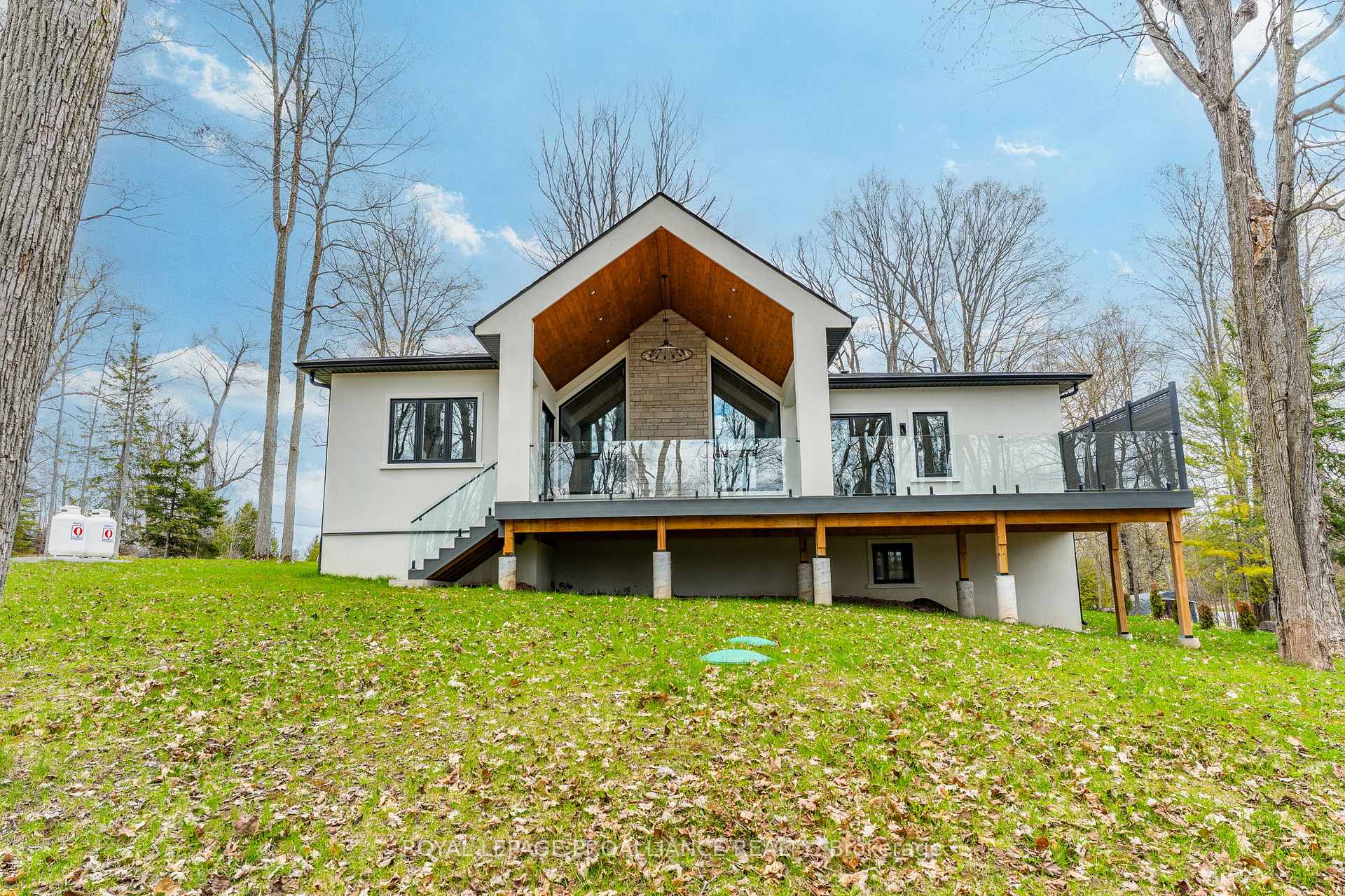 160 Sumcot Drive, Trent Lakes, ON K0L 1J0, Trent Lakes — photo 1