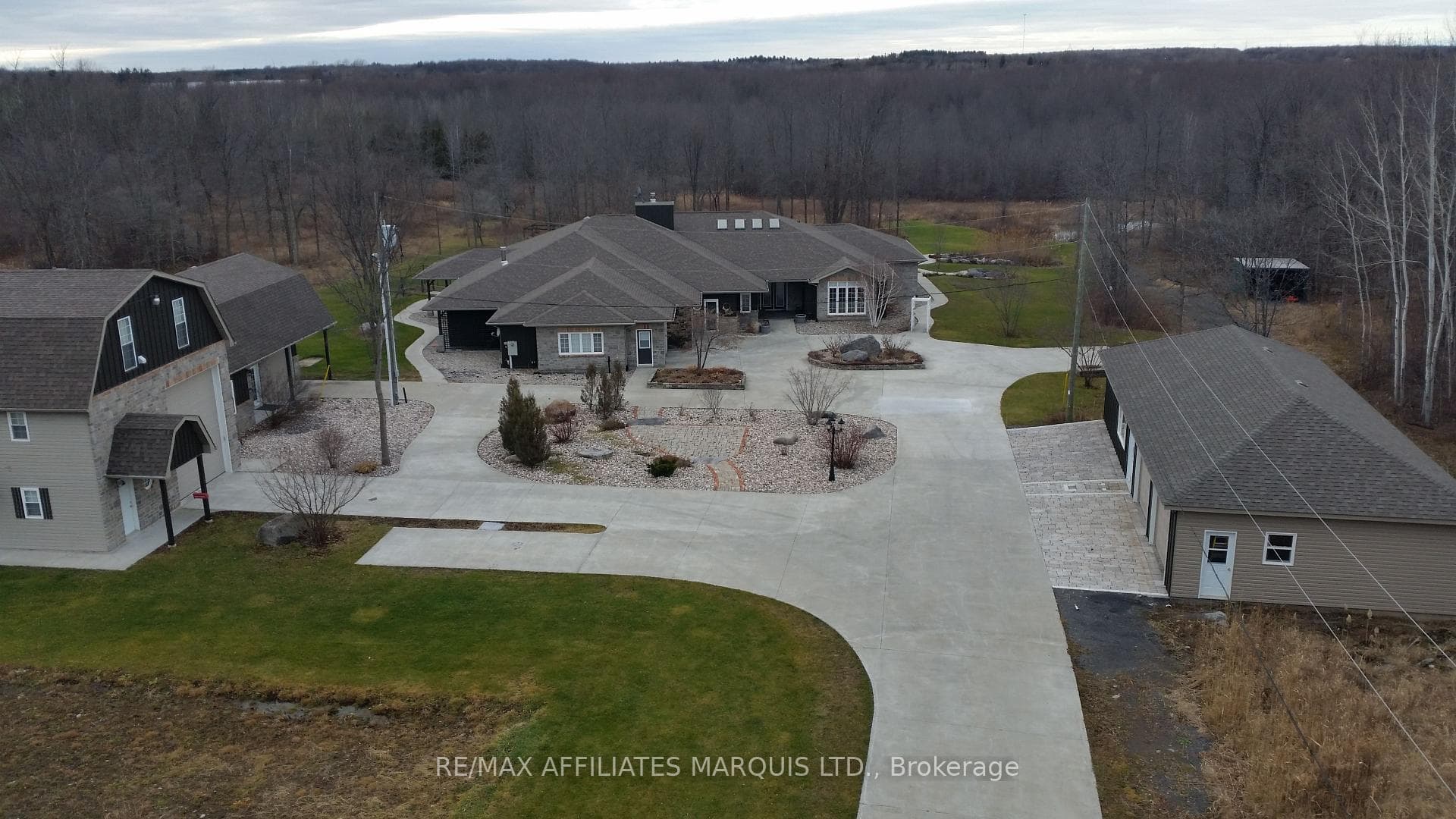 16401 County Rd 2, South Stormont, ON K0C 1P0, South Stormont — photo 1