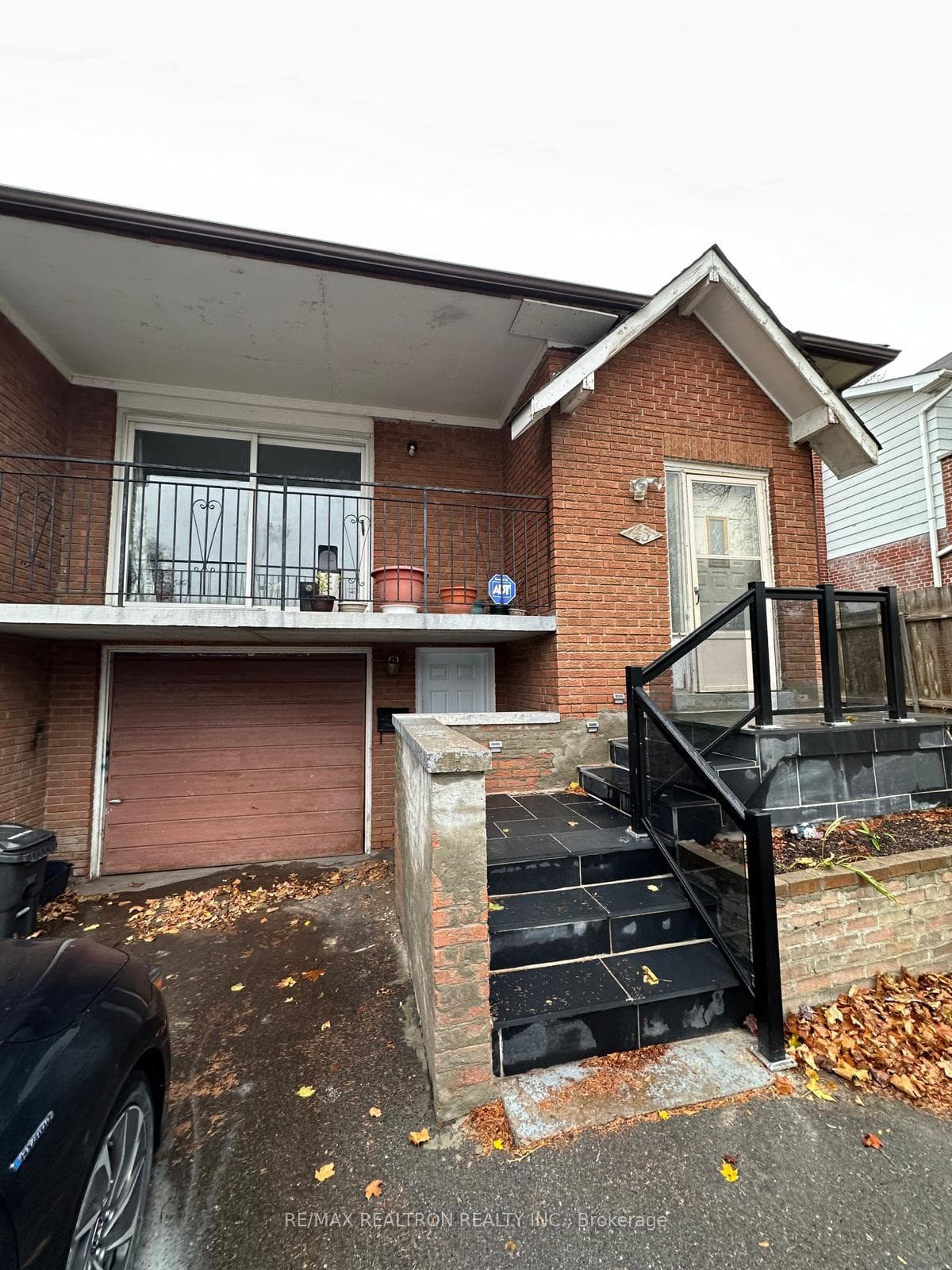 45 Baroness Crescent BSMT, Toronto, ON M2J 3K4, Toronto C15 — photo 1
