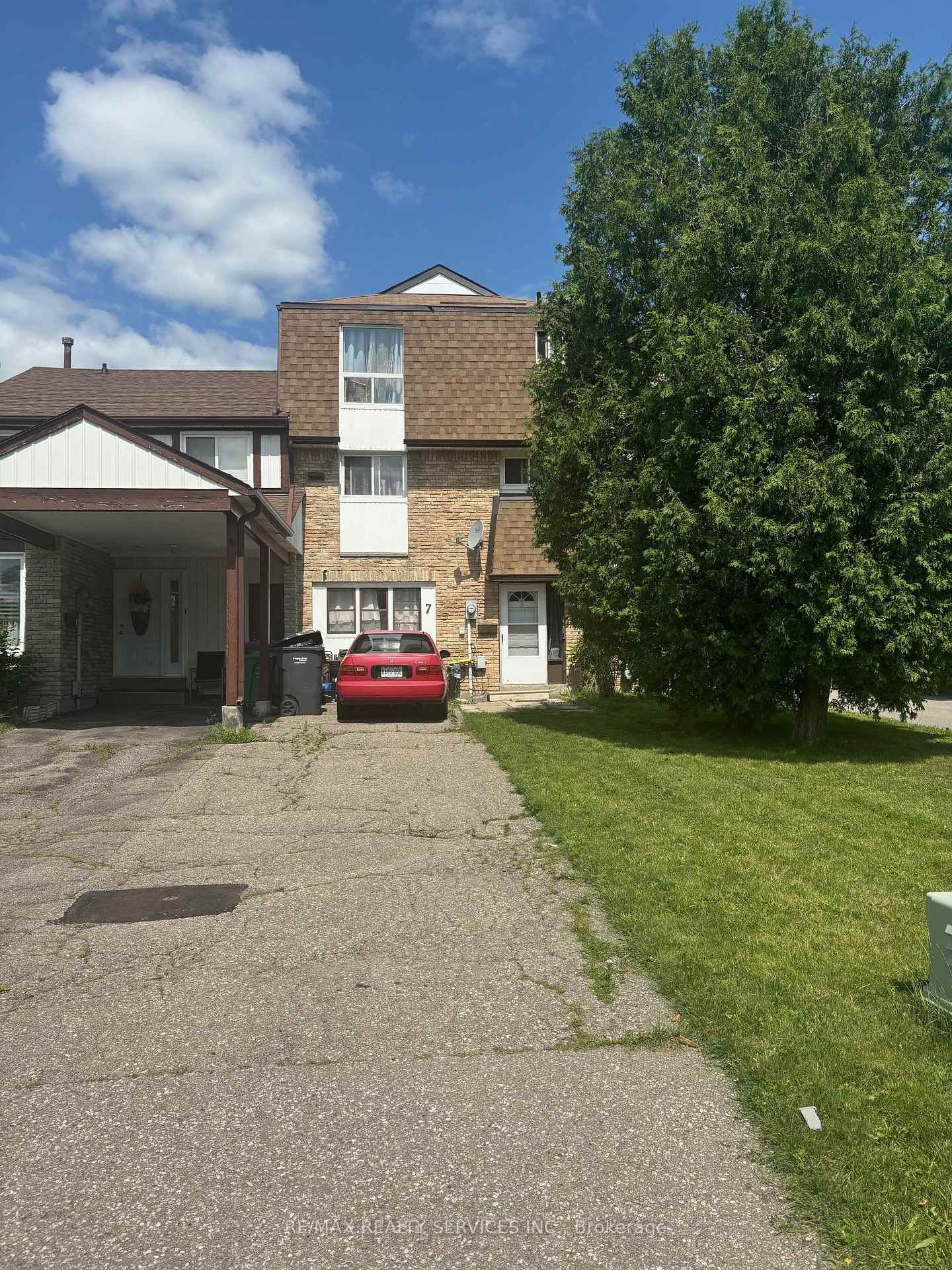 7 Fanshawe Drive, Brampton, ON L6Z 1A7, Brampton — photo 1
