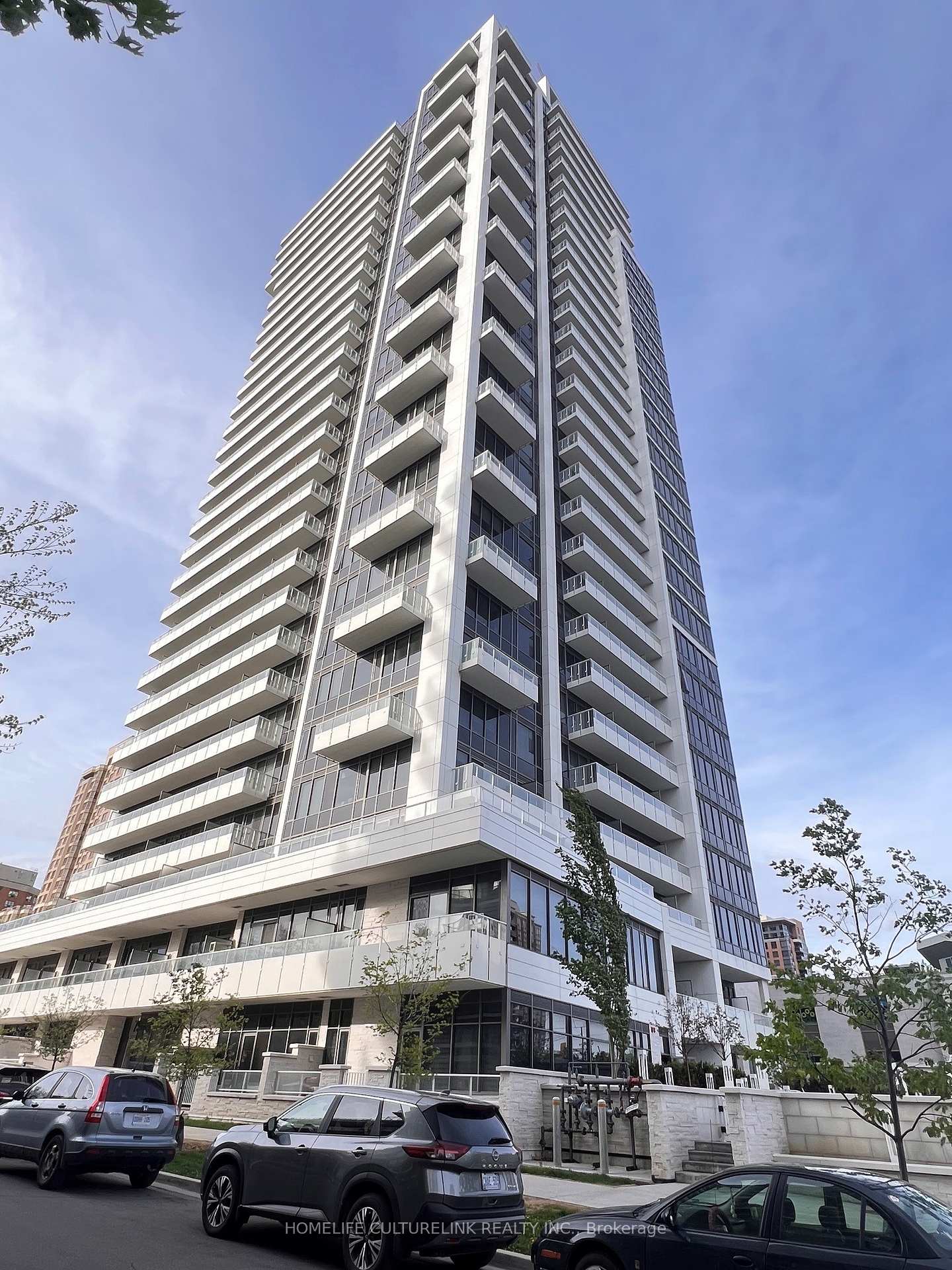 75 Canterbury Place 1909, Toronto, ON M2N 0L2, Toronto C07 — photo 1