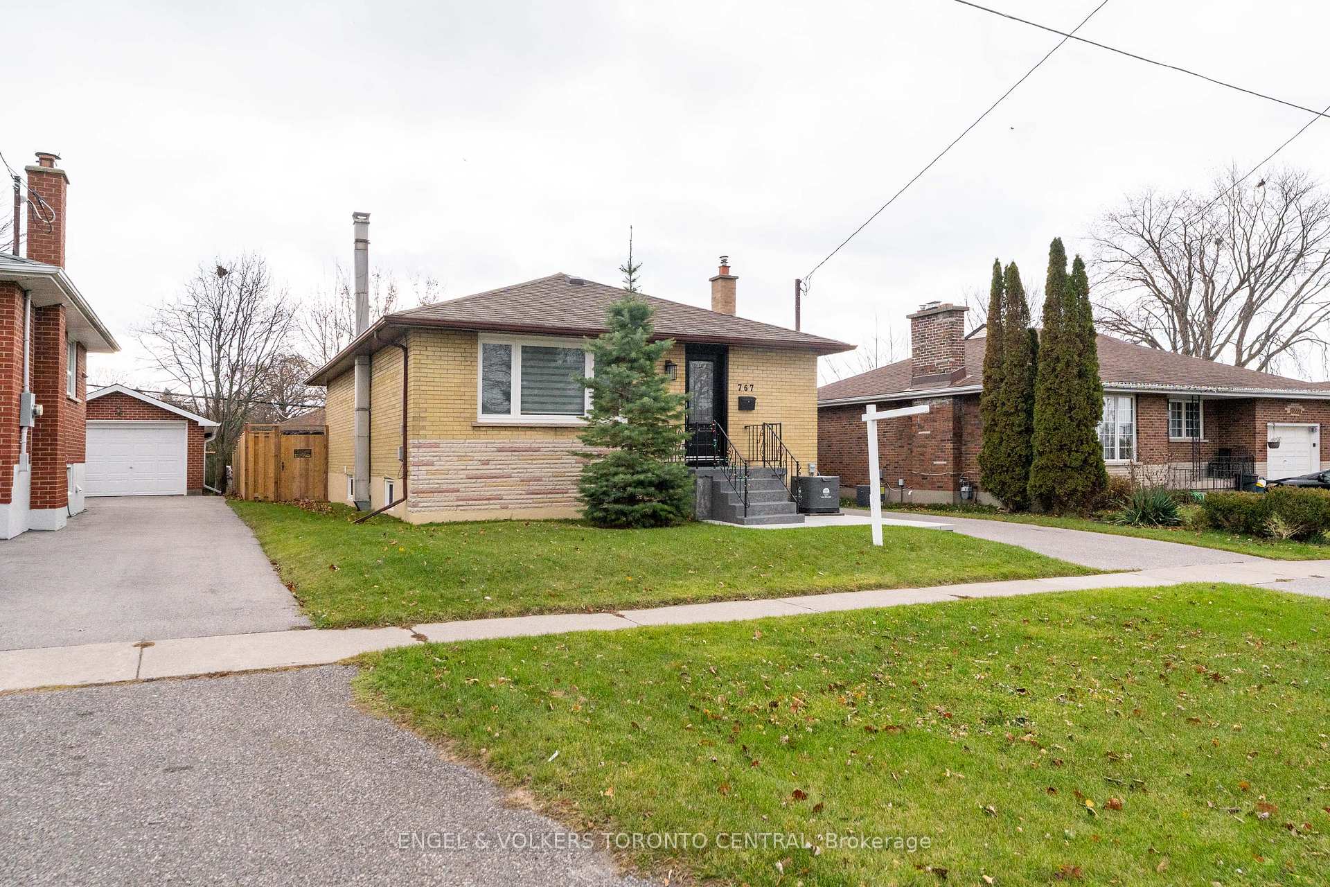 767 Phillip Murray Avenue, Oshawa, ON L1J 1J2, Oshawa — photo 1