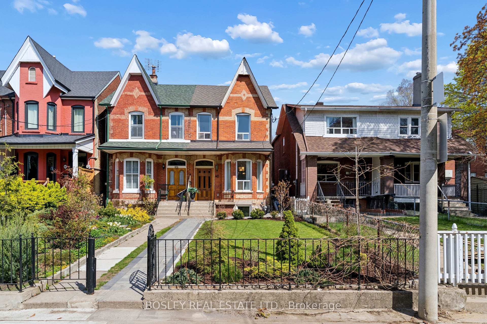 40 Halton Street, Toronto, ON M6J 1R3