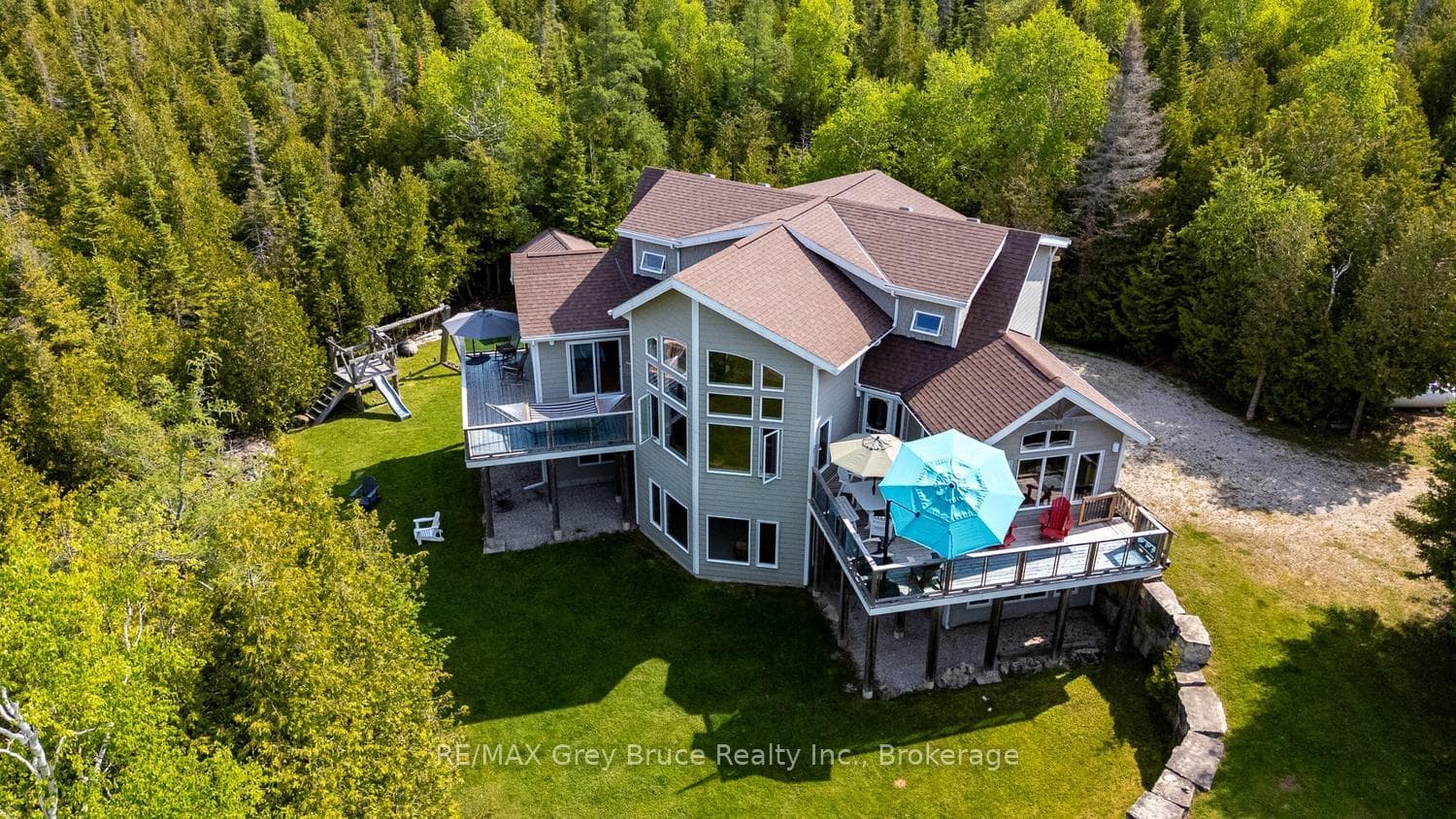 37 Paradise Drive, Northern Bruce Peninsula, ON N0H 1W0, Northern Bruce Peninsula — photo 1