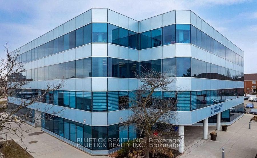 2 County Court Boulevard 209, Brampton, ON L6W 3W8, Brampton — photo 1