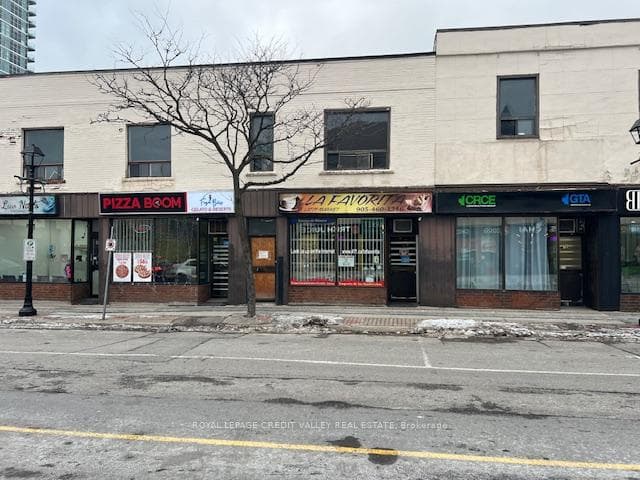 18 Queen Street W, Brampton, ON L6X 1A1, Brampton — photo 1