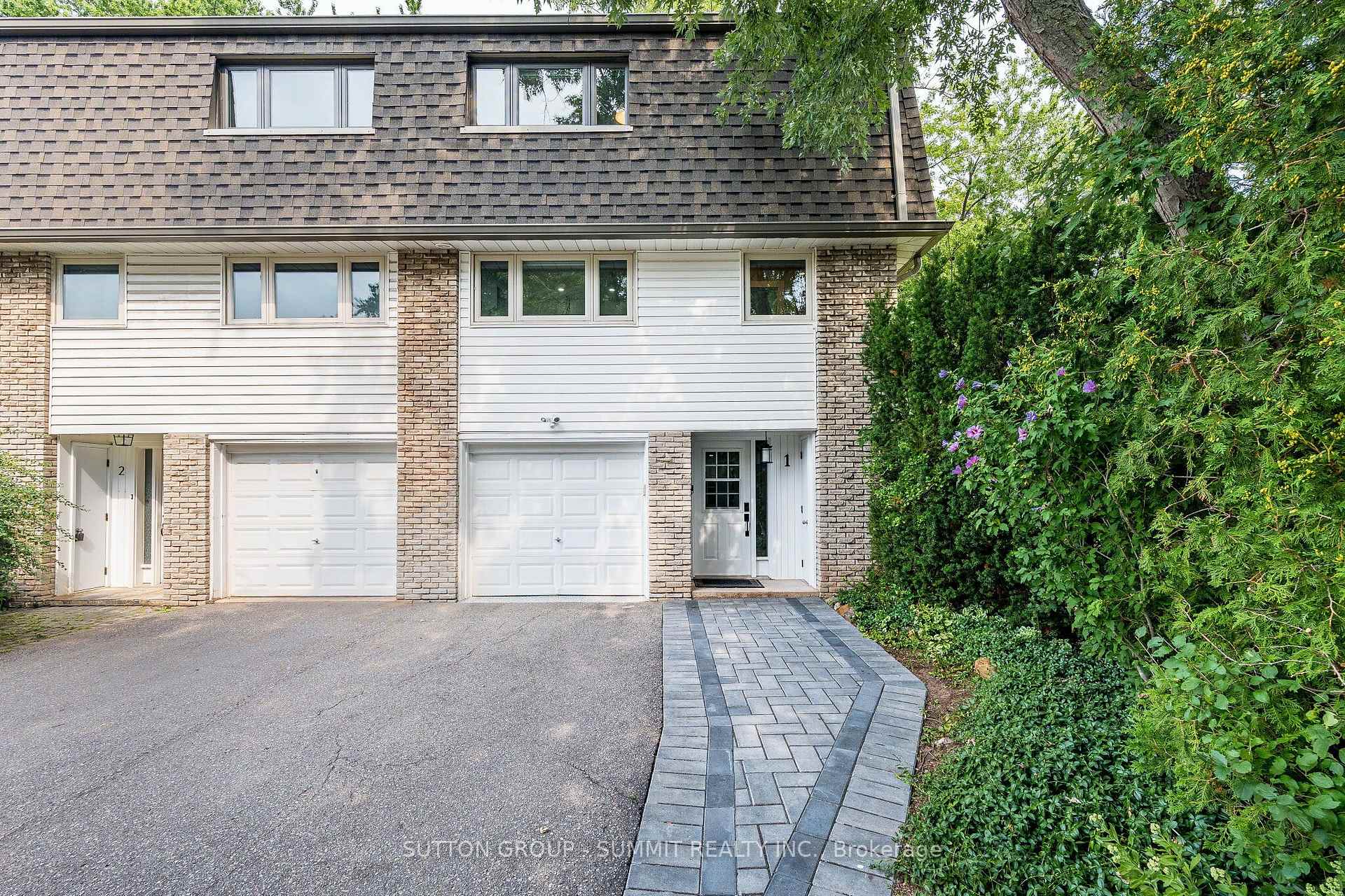 1270 Gainsborough Drive 1, Oakville, ON L6H 2L2, Oakville — photo 1