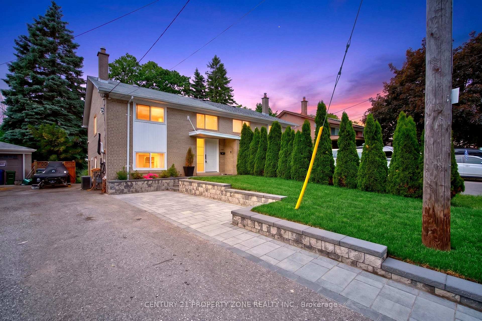 121 Saint Lucie Drive, Toronto, ON M9M 1T4, Toronto W05 — photo 1