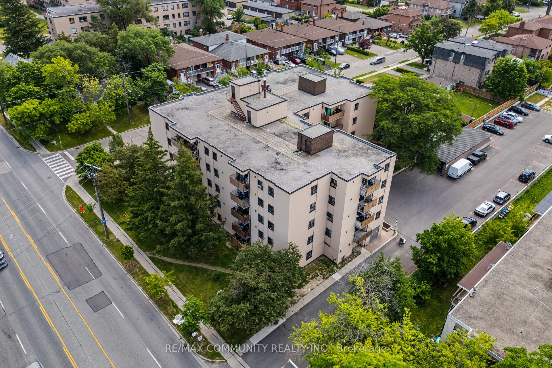 1445 Wilson Avenue 407, Toronto, ON M3M 1J5, Toronto W05 — photo 1
