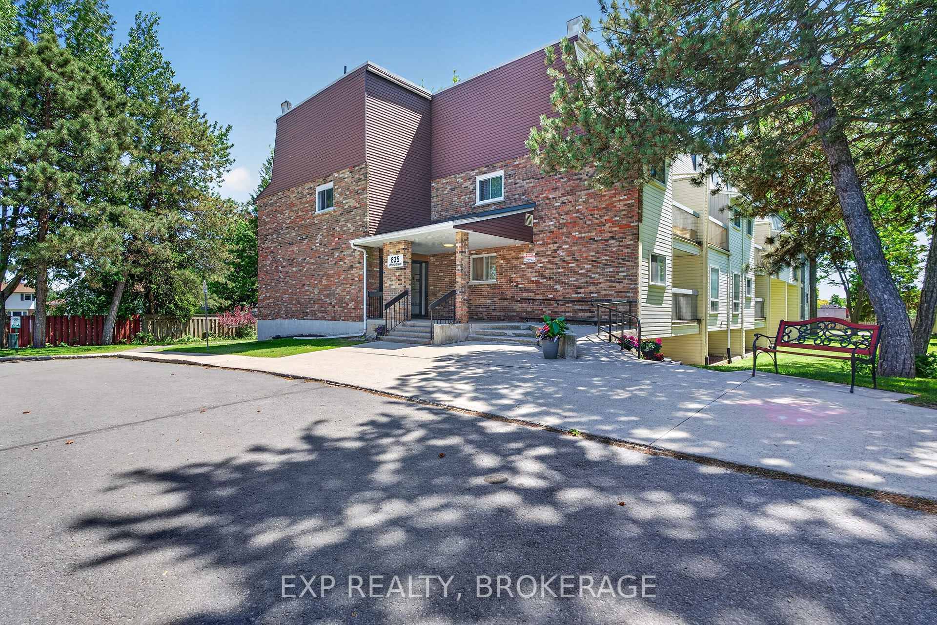 835 MILFORD Drive 105, Kingston, ON K7P 1A7, Kingston — photo 1