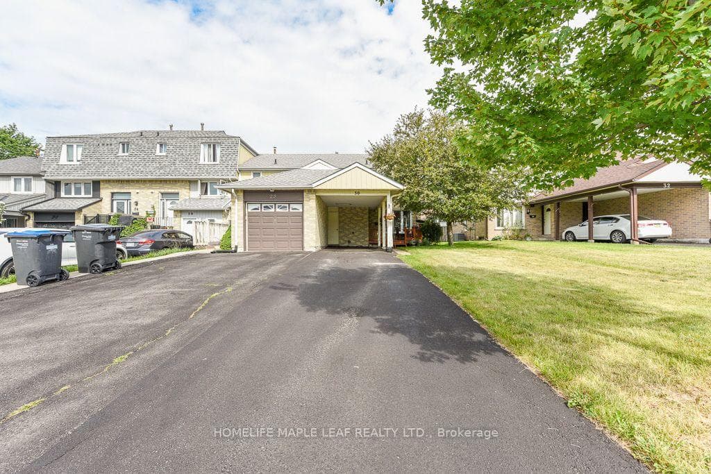 30 Primrose Crescent, Brampton, ON L6Z 1E2, Brampton — photo 1