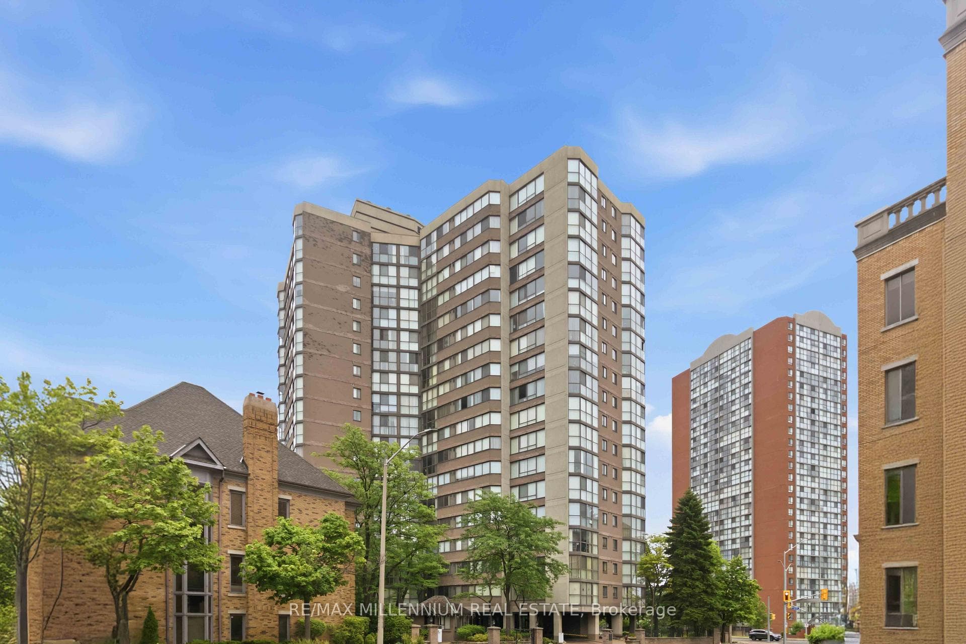 4235 Sherwoodtowne Boulevard PH7, Mississauga, ON L4Z 1W3, Mississauga — photo 1
