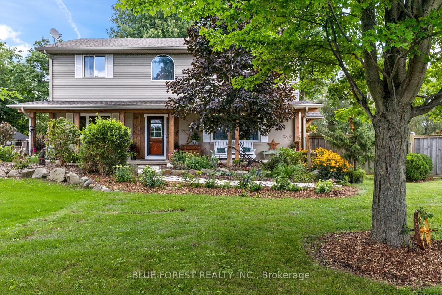 21948 Adelaide Street N, Middlesex Centre, ON N0M 1C0, Middlesex Centre — photo 1
