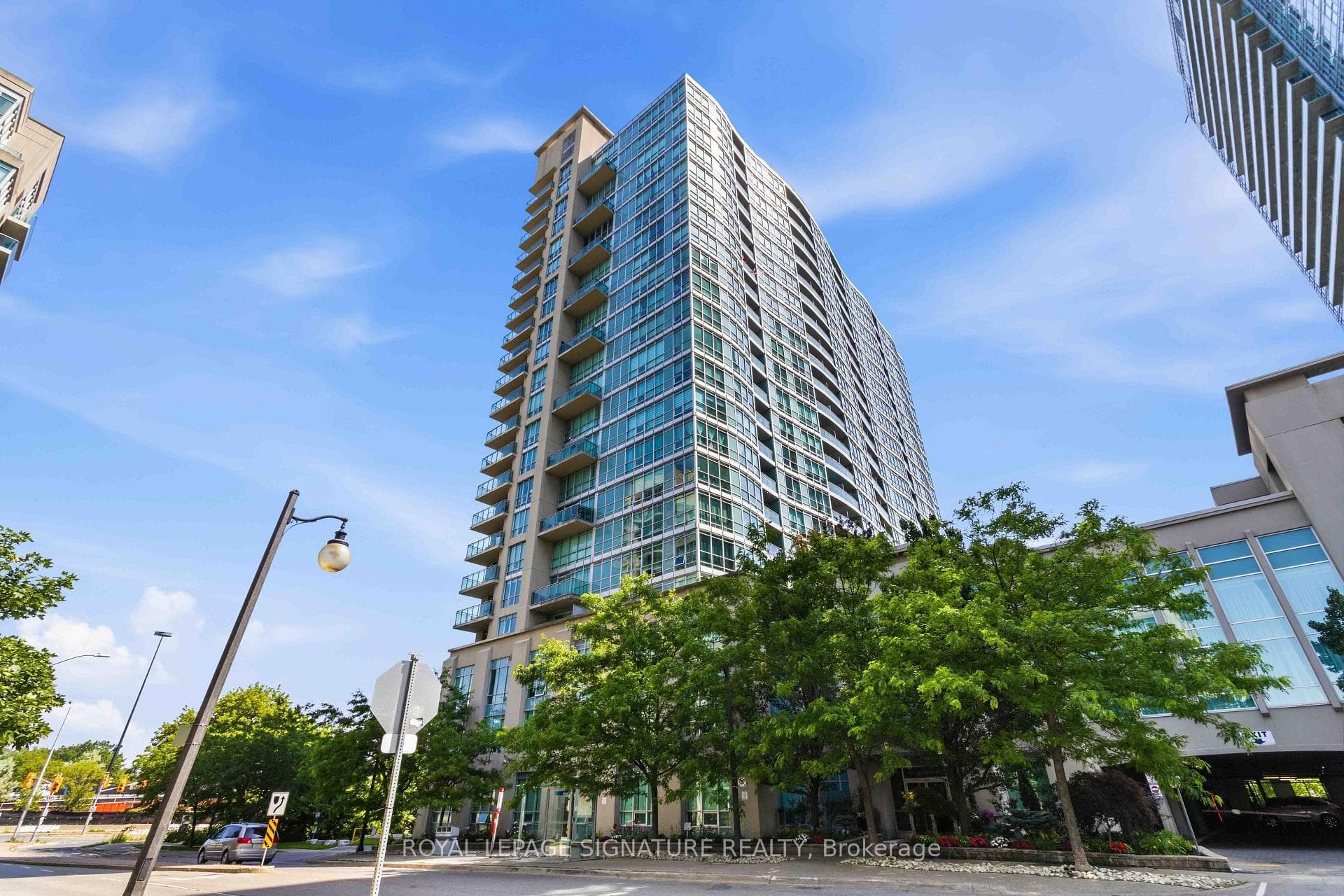 185 Legion Road N 1812, Toronto, ON M8Y 0A1, Toronto W06 — photo 1
