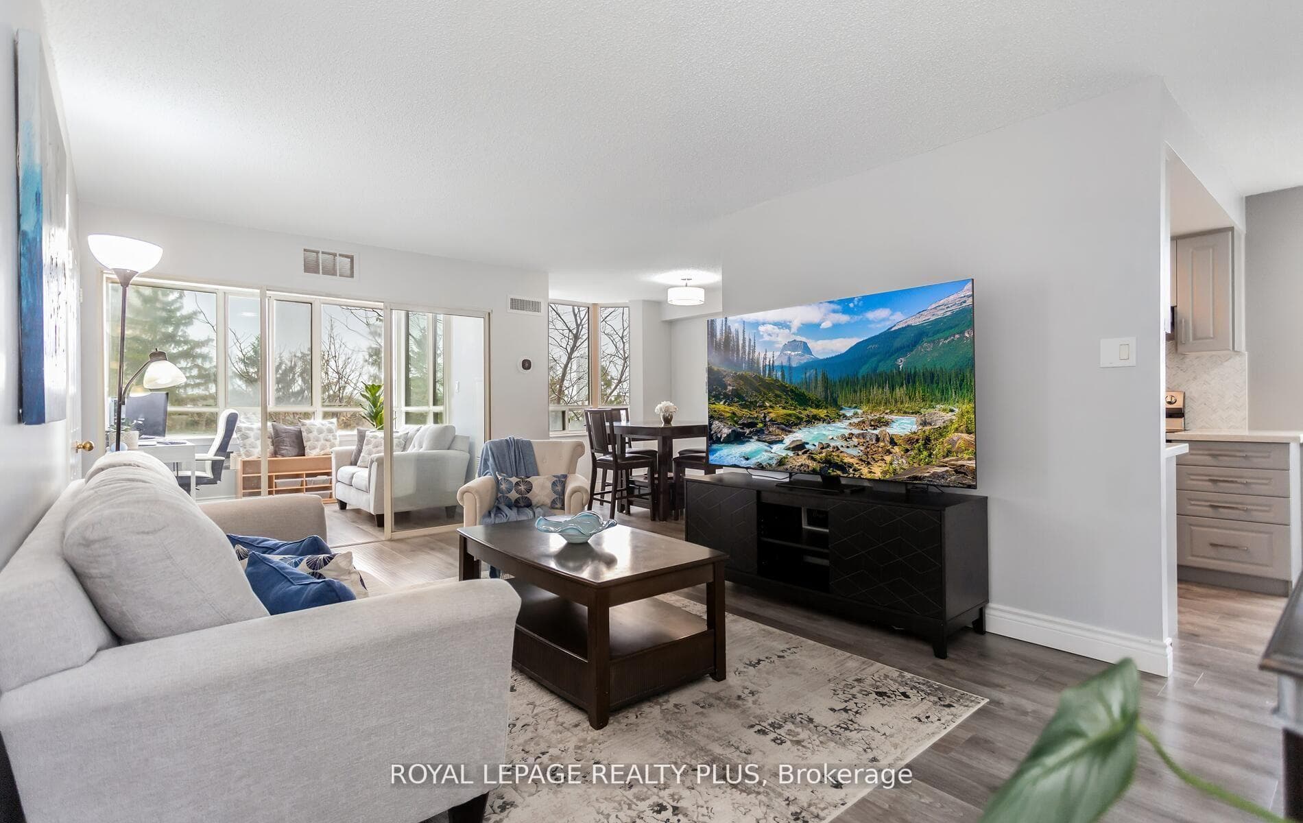 5 Lisa Street 509, Brampton, ON L6T 4T4, Brampton — photo 1