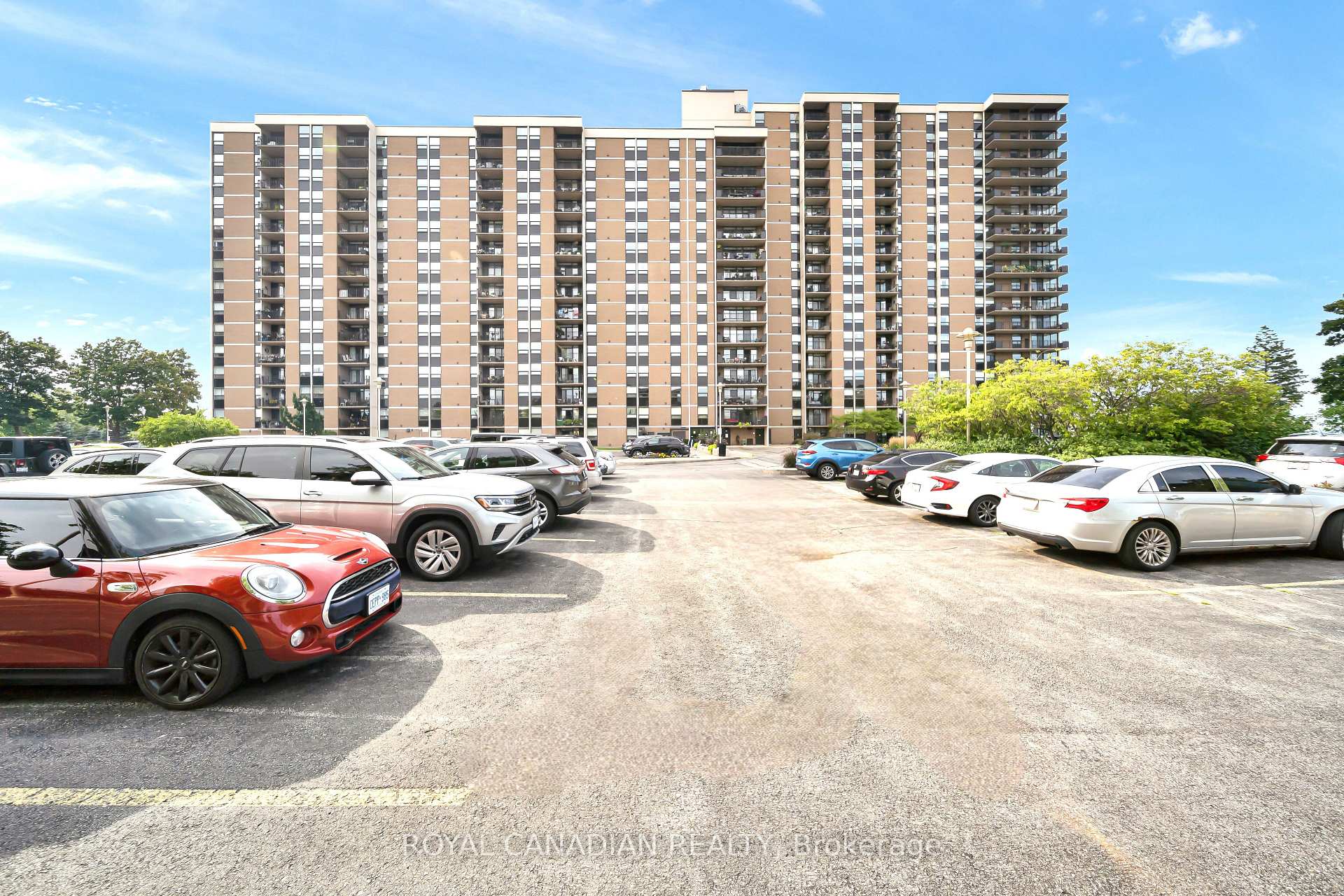500 GREEN Road 701, Hamilton, ON L8E 3M6, Hamilton — photo 1