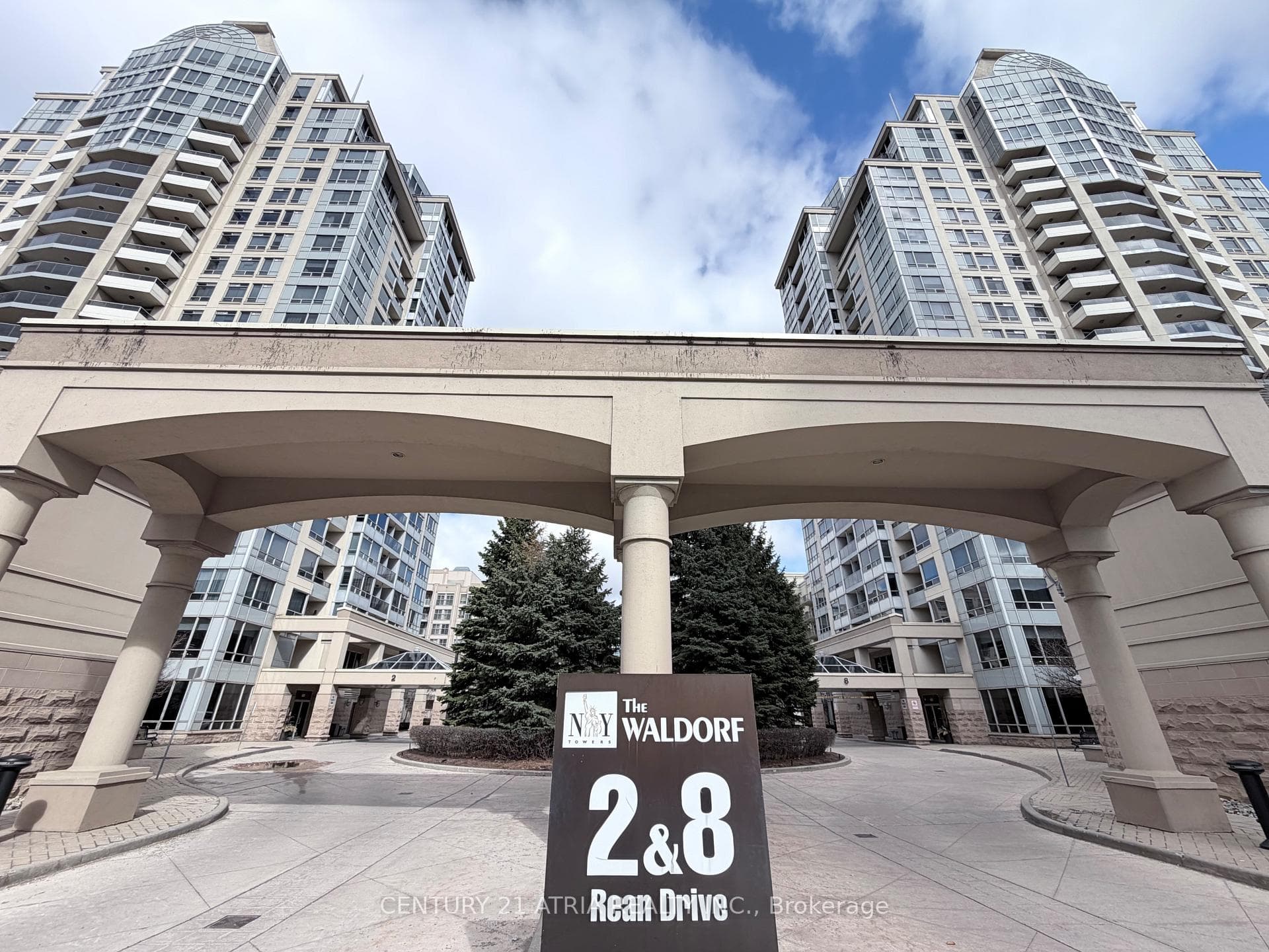 8 Rean Drive 303, Toronto, ON M2K 3B9, Toronto C15 — photo 1