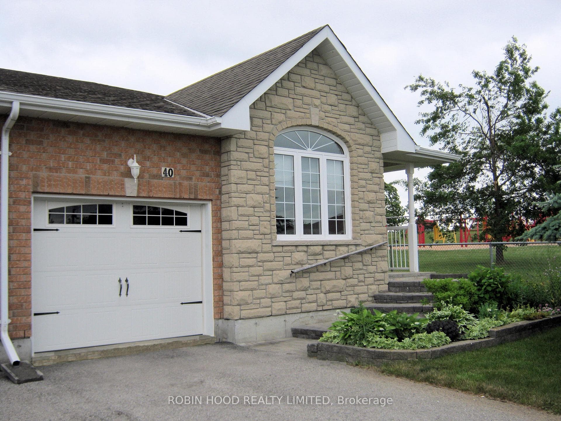 40 Dormer Road, Kawartha Lakes, ON K9V 6H8, Kawartha Lakes — photo 1