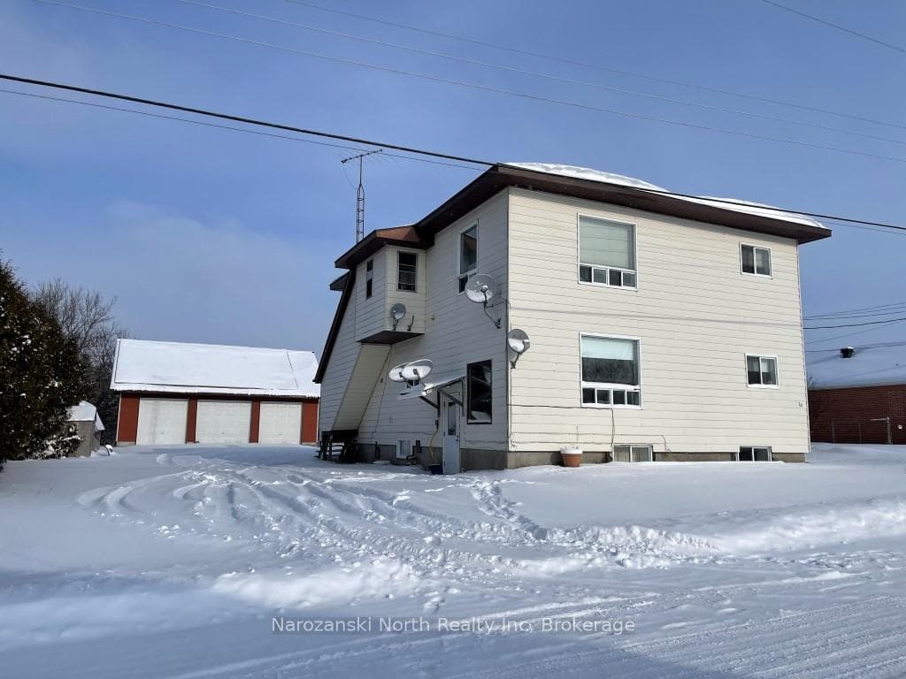 16 Notre Dame Street W, French River, ON P0M 2N0, French River — photo 1