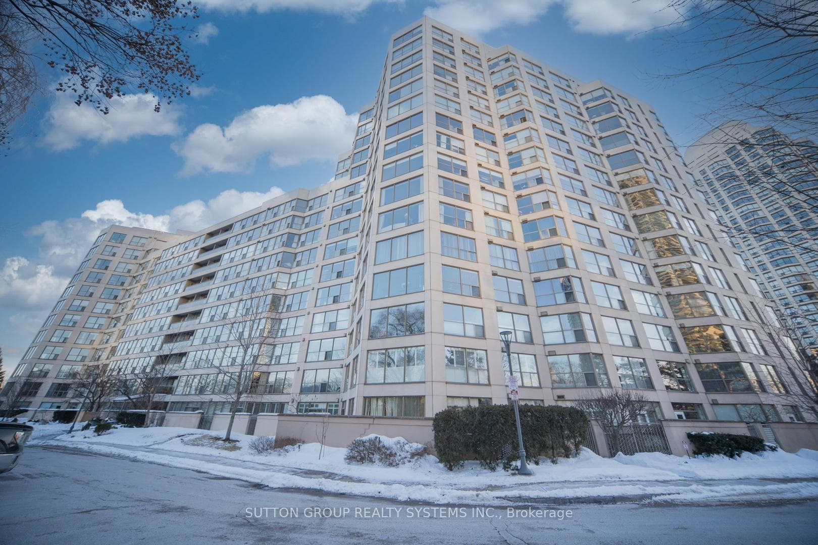 2261 Lakeshore Boulevard W 1201, Toronto W06, ON M8V 3X1, Toronto W06 — photo 1