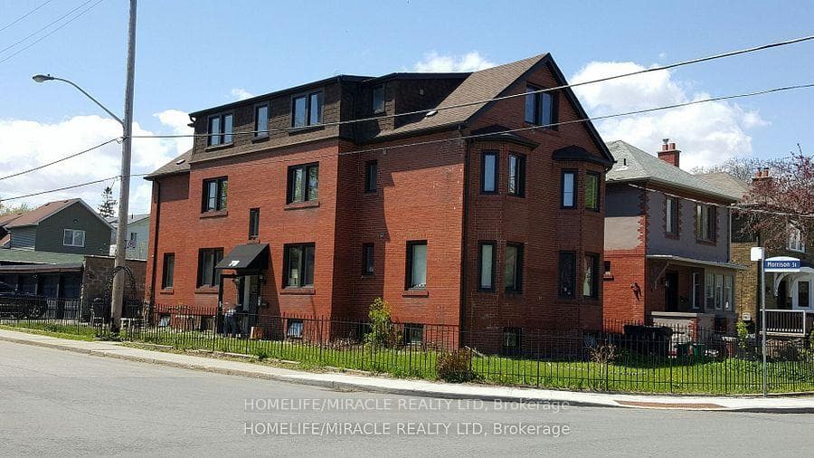 78 Fifth Street, Toronto, ON M8V 2Z3, Toronto W06 — photo 1