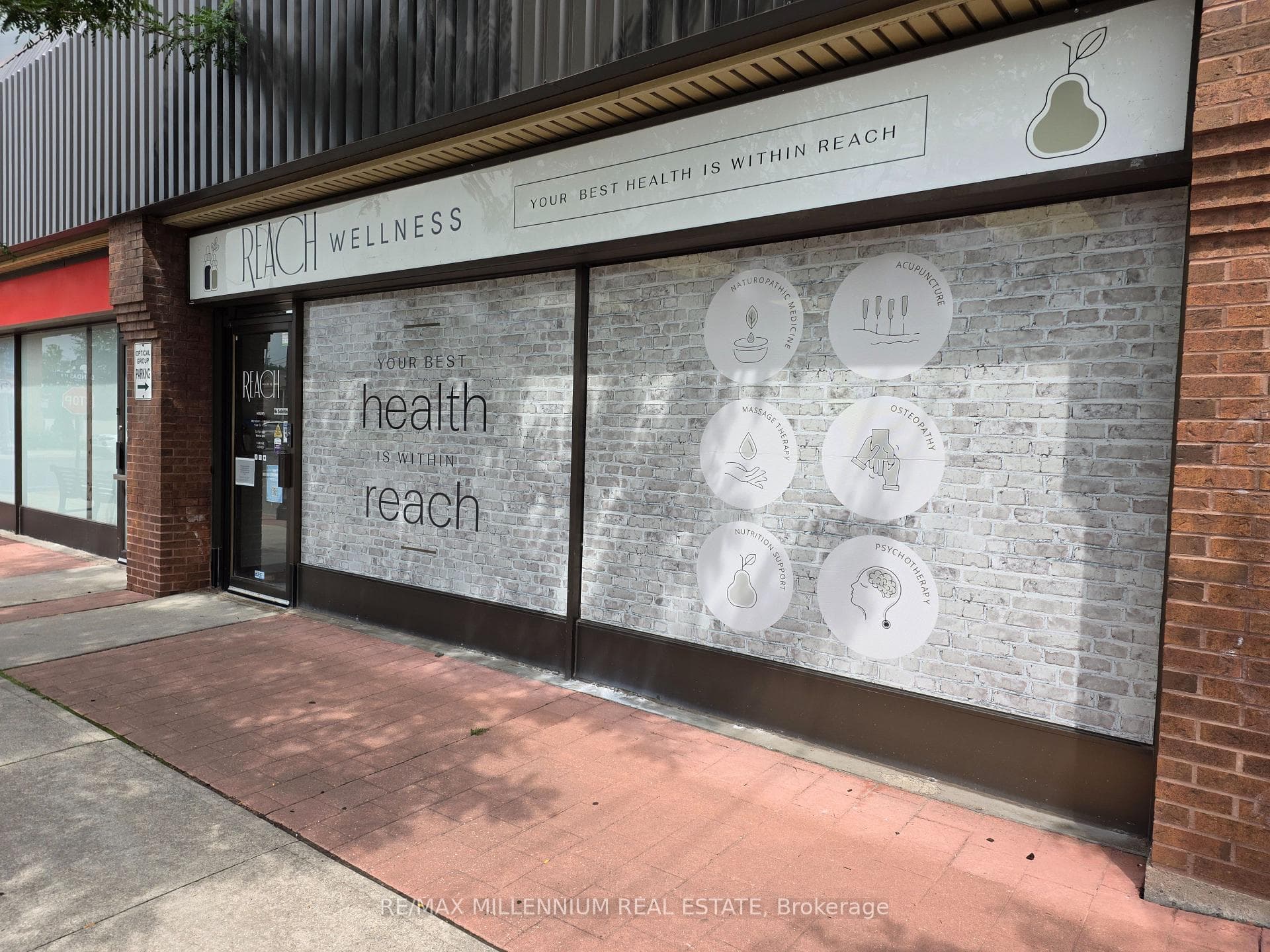 209 Dundas Street E 7, Whitby, ON L1N 4C9, Whitby — photo 1