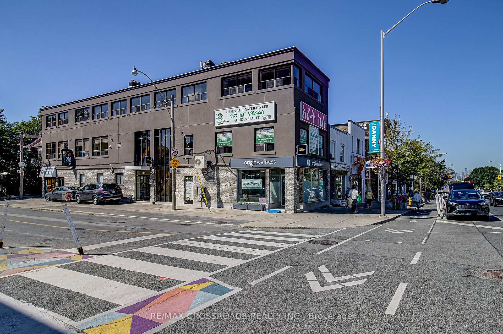 2017 Danforth Avenue 2nd floor, Toronto, ON M4C 1J7, Toronto E02 — photo 1