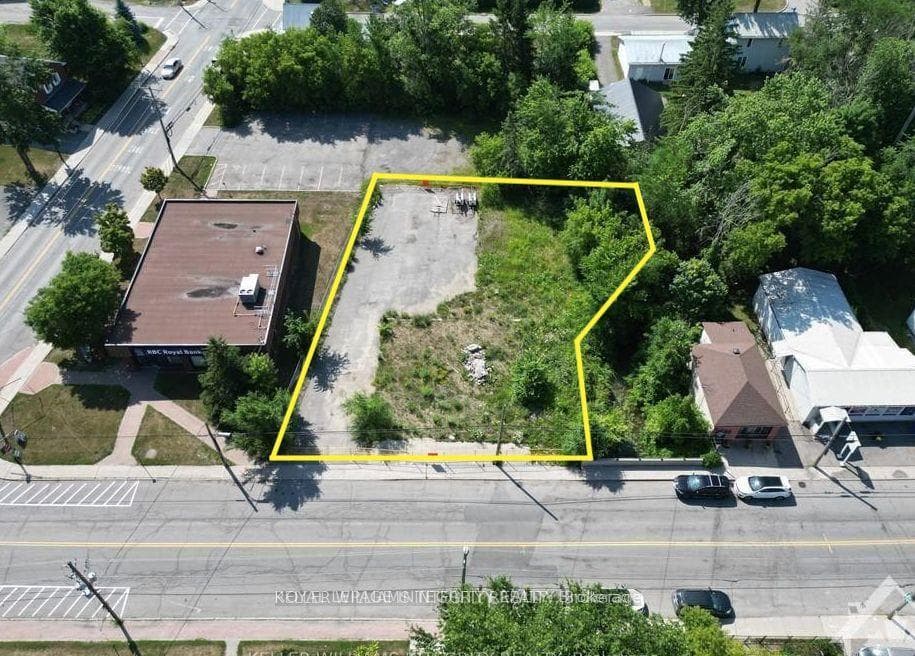 8212 VICTORIA Street, Greely - Metcalfe - Osgoode - Vernon and Area, ON K0A 2P0, Greely - Metcalfe - Osgoode - Vernon and Area — photo 1