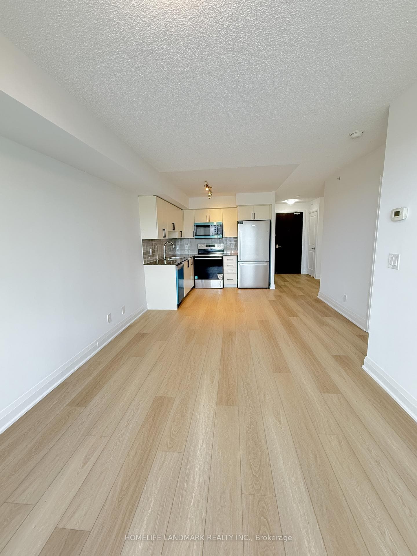 372 Highway 7 Road E 606, Richmond Hill, ON L4B 0C6, Richmond Hill — photo 1