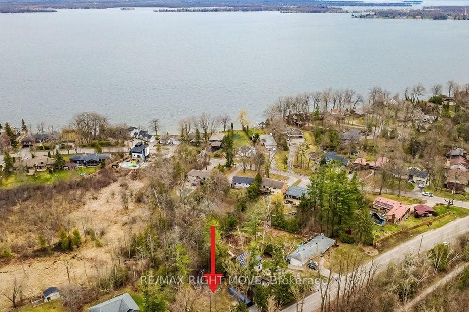 454 Bay Street, Orillia, ON L3V 3X7, Orillia — photo 1