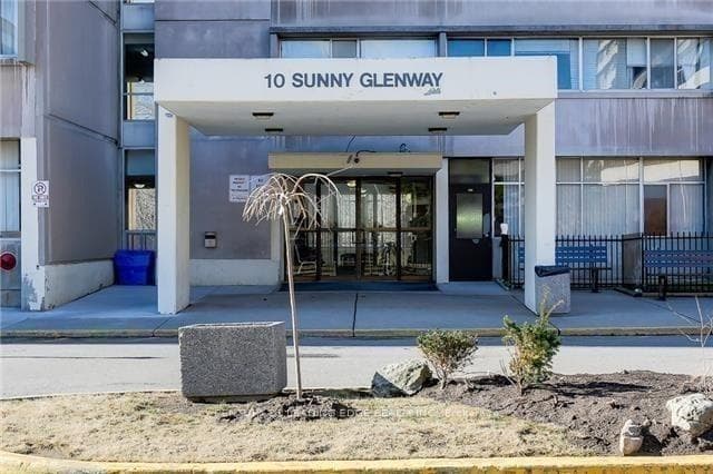 10 Sunny Glenway 1110, Toronto, ON M3C 2Z3, Toronto C11 — photo 1