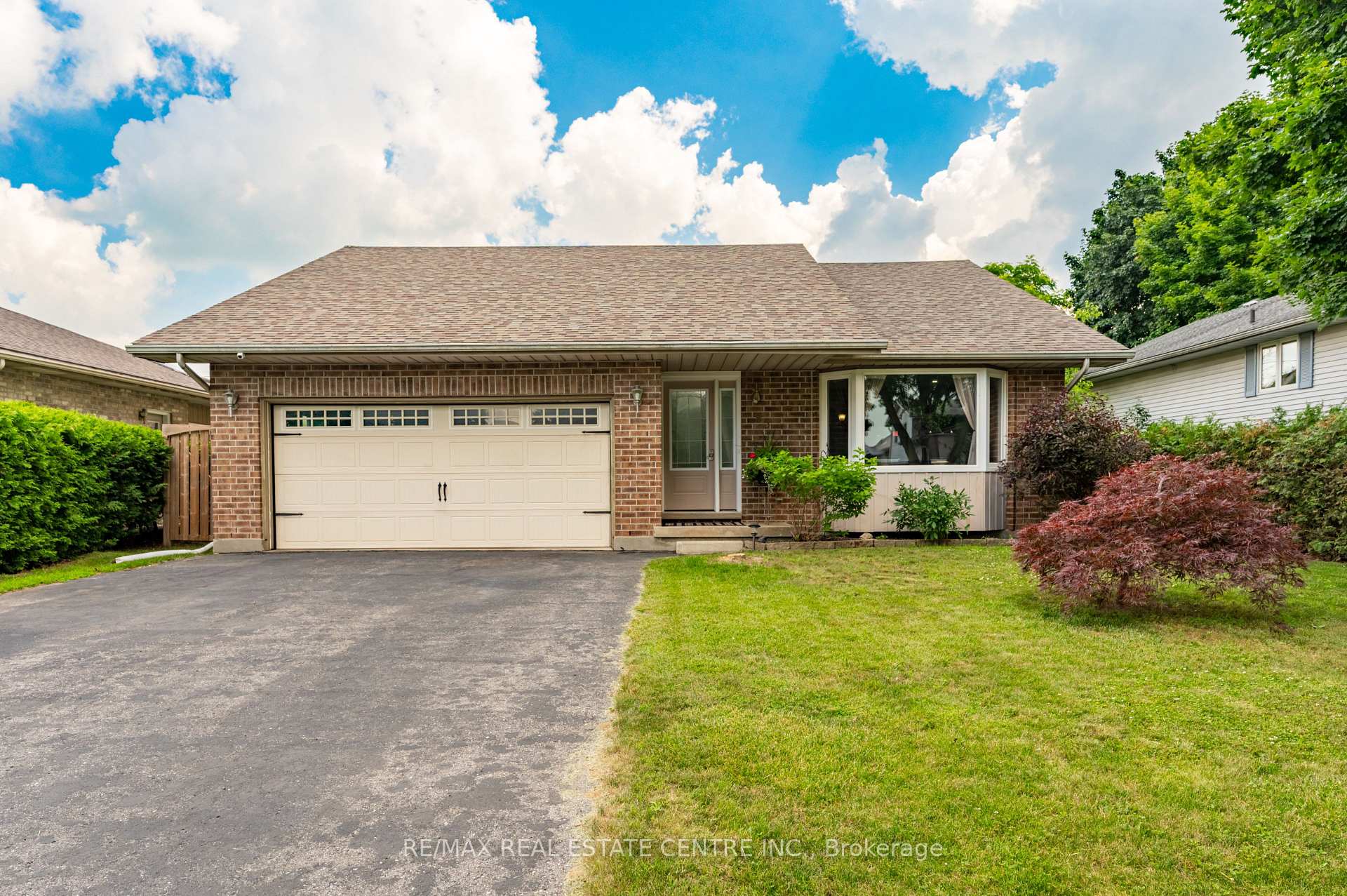 95 Allen Street, Tillsonburg, ON N4G 4V8, Tillsonburg — photo 1