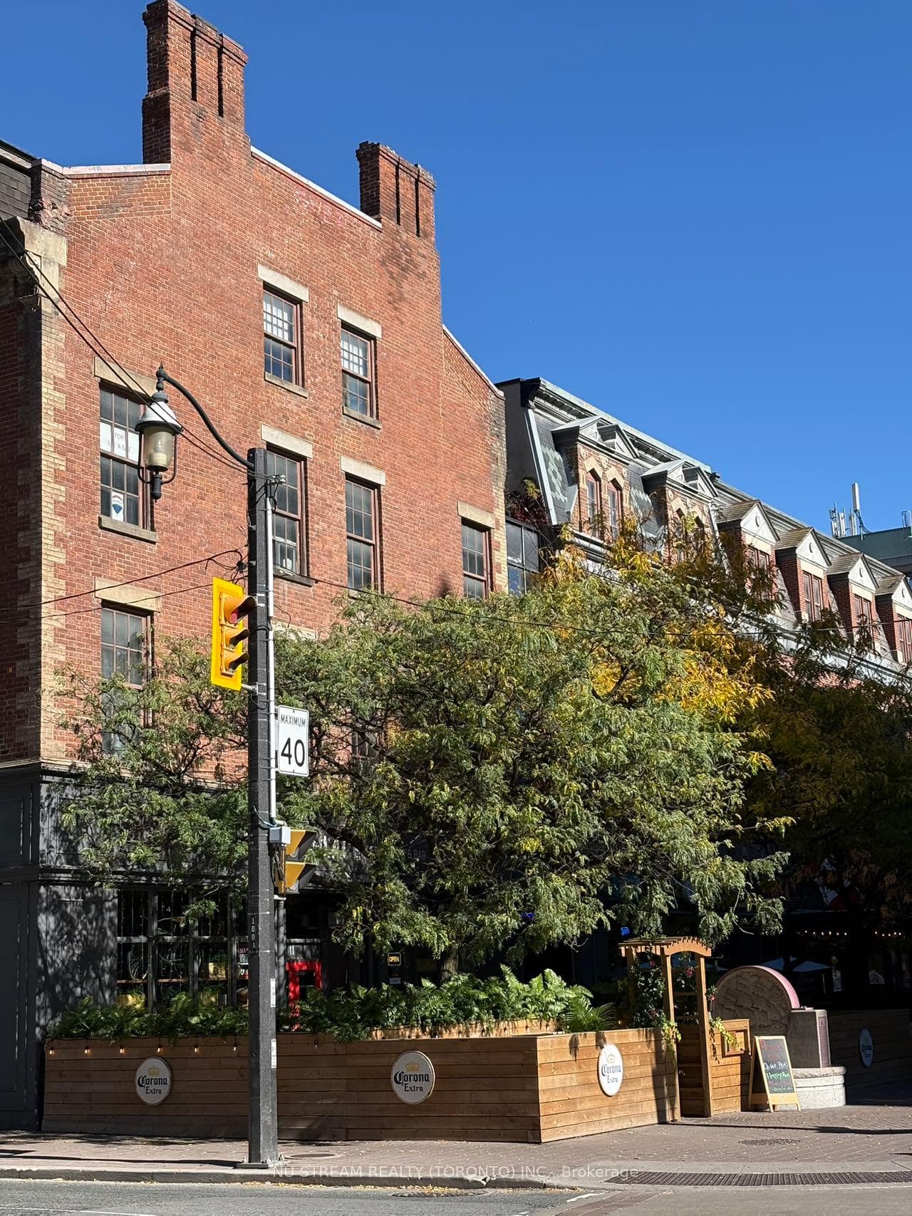 100 Front Street E 302, Toronto, ON M5A 1E1, Toronto C08 — photo 1
