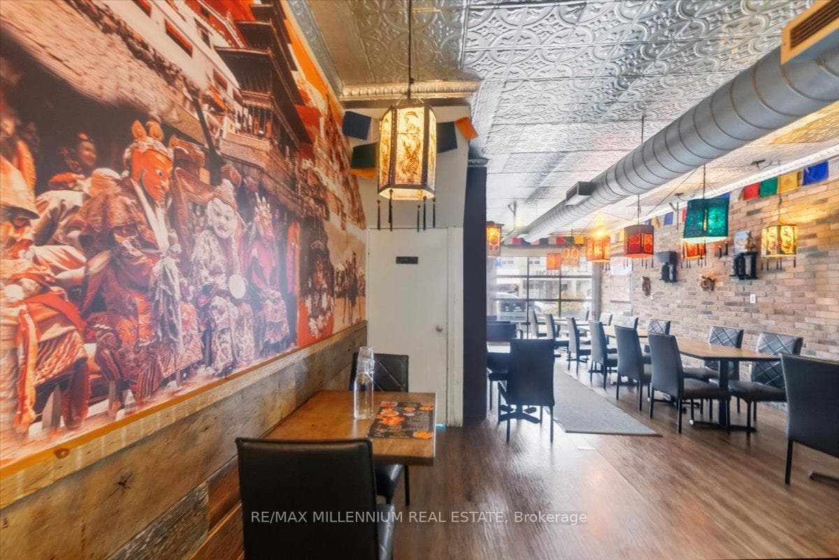 2392 Bloor Street W, Toronto, ON M6S 1P5, Toronto W02 — photo 1