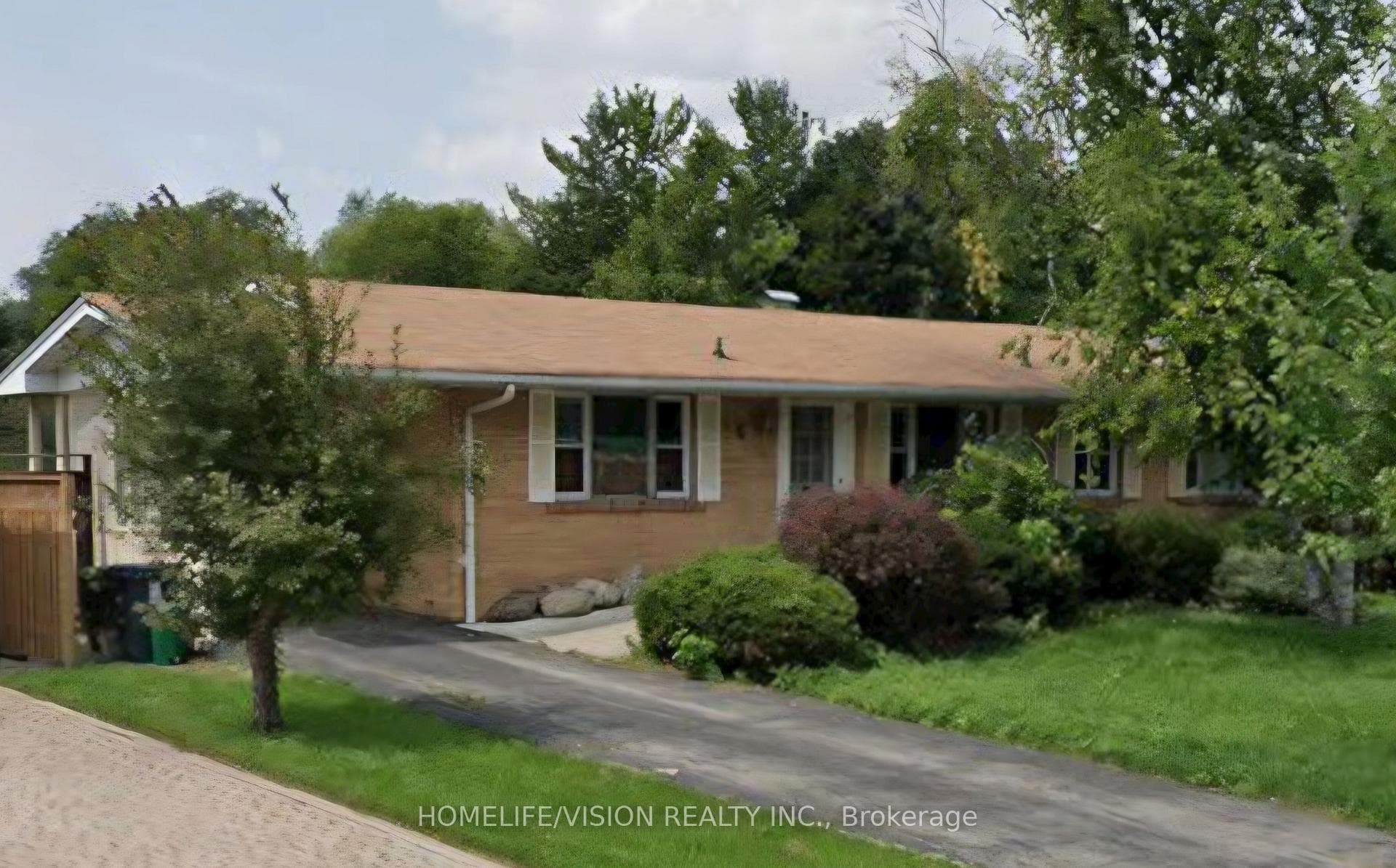 6 Brenham Crescent, Toronto, ON M2M 2L1, Toronto C14 — photo 1