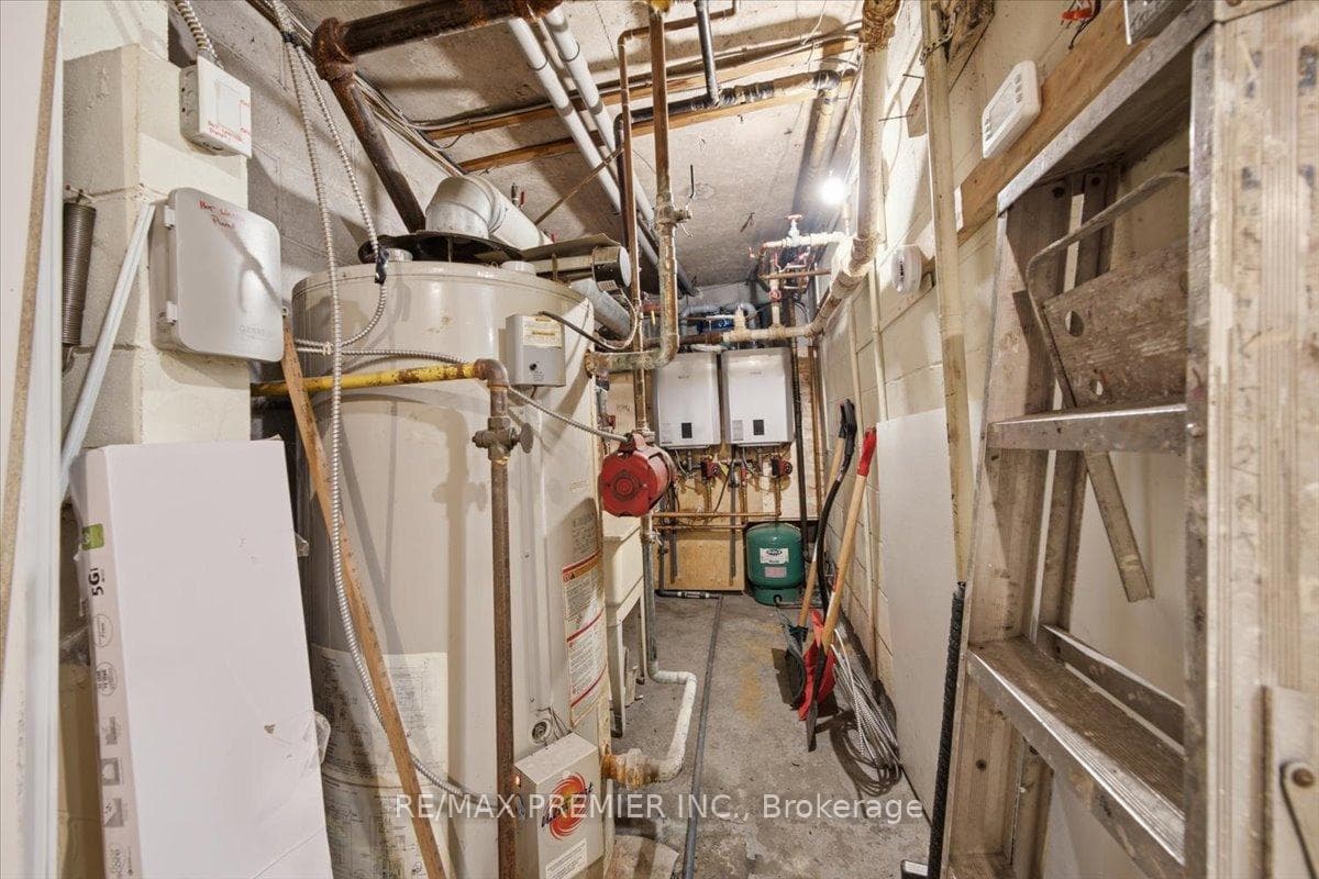 214 Wentworth Street S, Hamilton, ON L8N 2Z4, Hamilton — photo 1