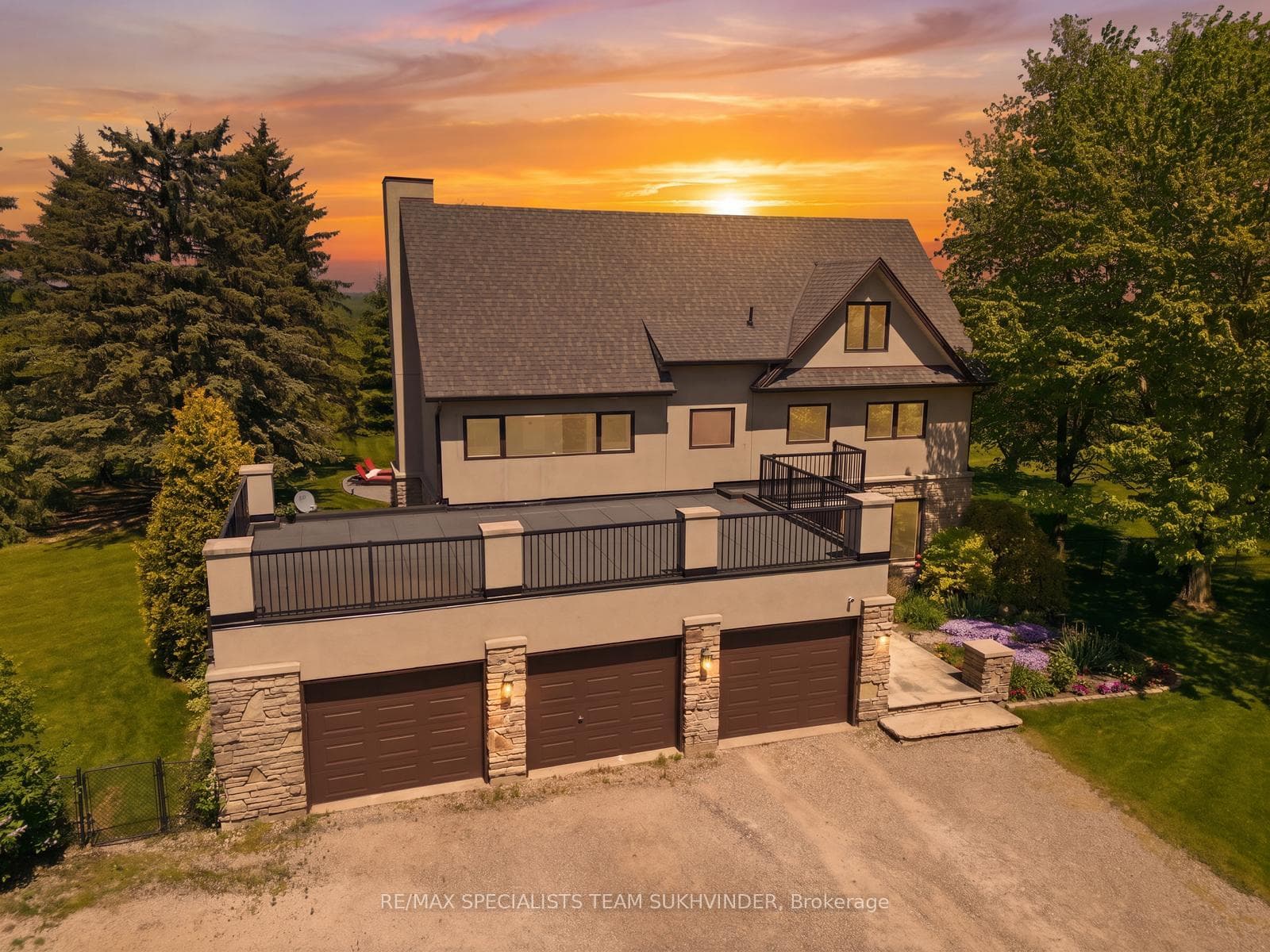 15415 Clayhill Road, Halton Hills, ON L7G 4S8, Halton Hills — photo 1