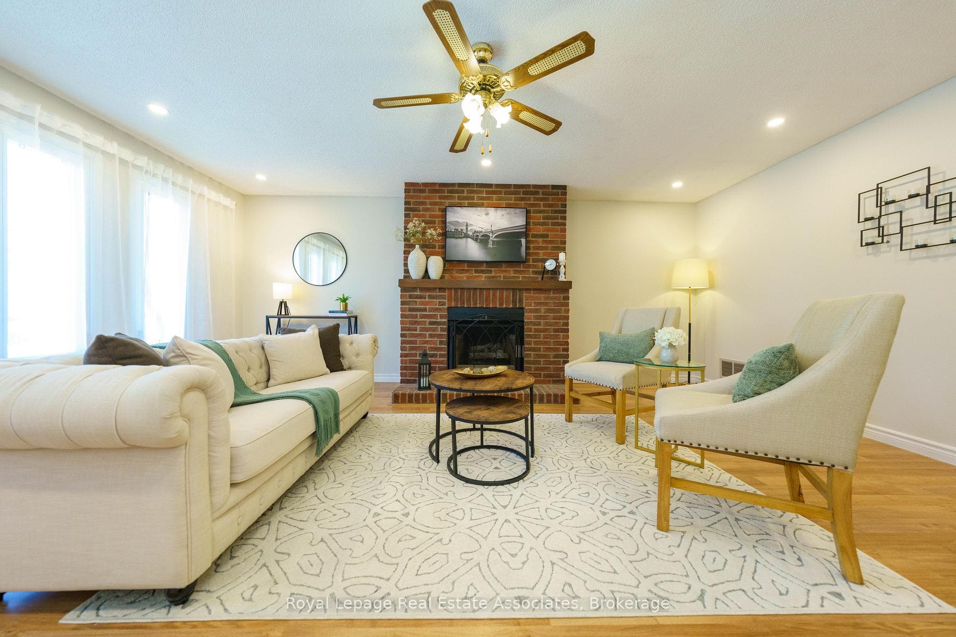 6763 Dolmage Court, Mississauga, ON L5N 4V9, Mississauga — photo 1