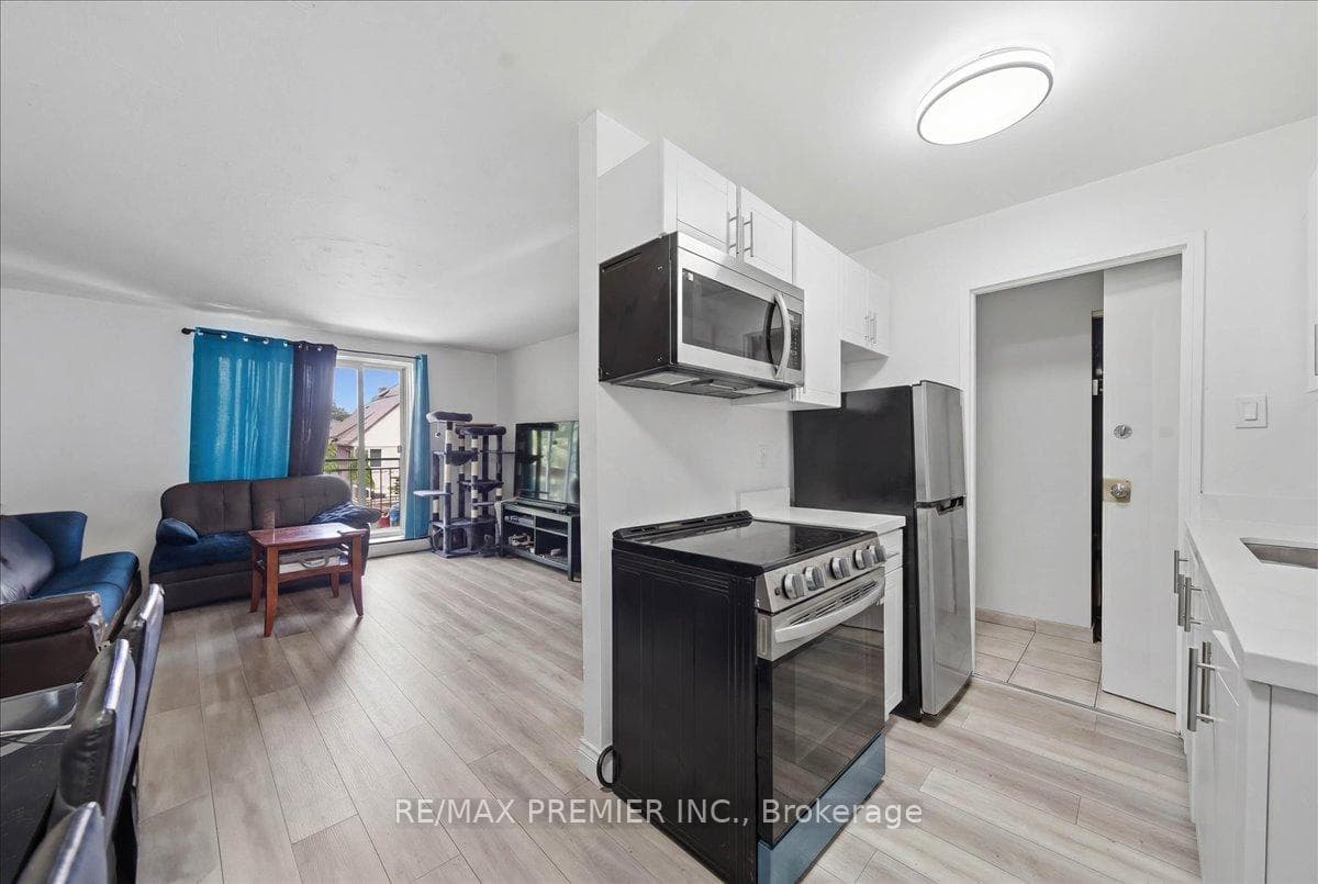 214 Wentworth Street S, Hamilton, ON L8N 2Z4, Hamilton — photo 1