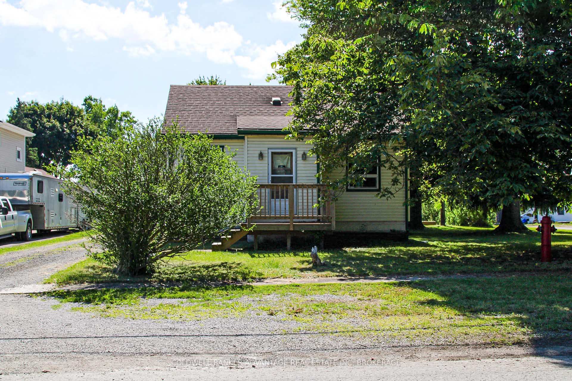 40 Ramey Avenue, Port Colborne, ON L3K 2L3, Port Colborne — photo 1