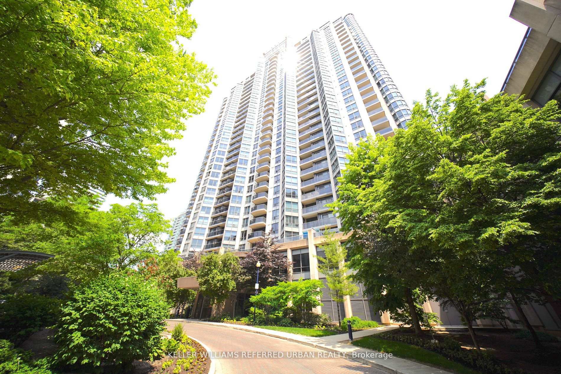 10 Northtown Way 212, Toronto, ON M2N 7L4, Toronto C14 — photo 1