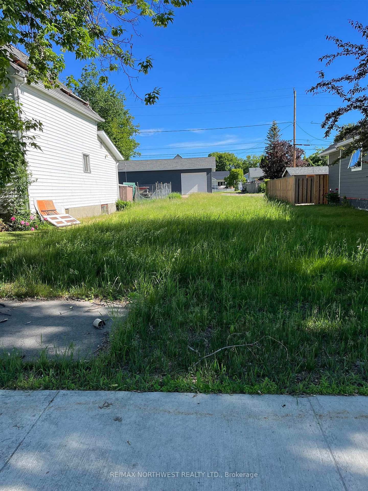 1026 Scott St., Fort Frances, ON P9A 1J5, Fort Frances — photo 1