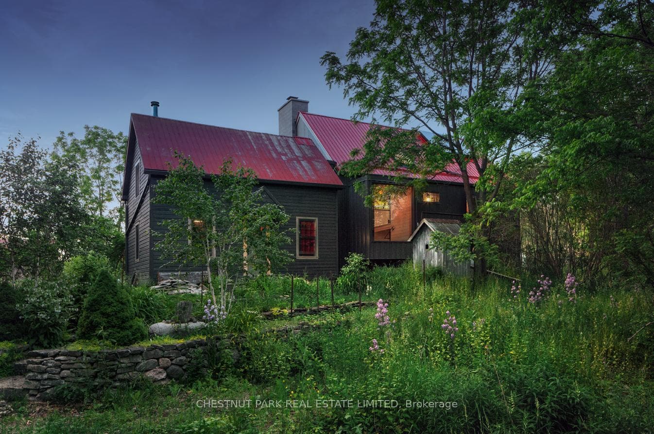 1 Station Road, Prince Edward County, ON K0K 1J0, Prince Edward County — photo 1