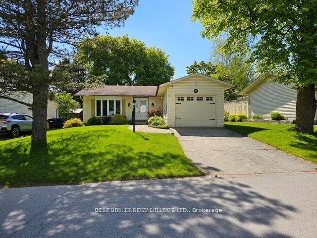 26 Tecumseth Pines Drive, New Tecumseth, ON L0G 1W0, New Tecumseth — photo 1