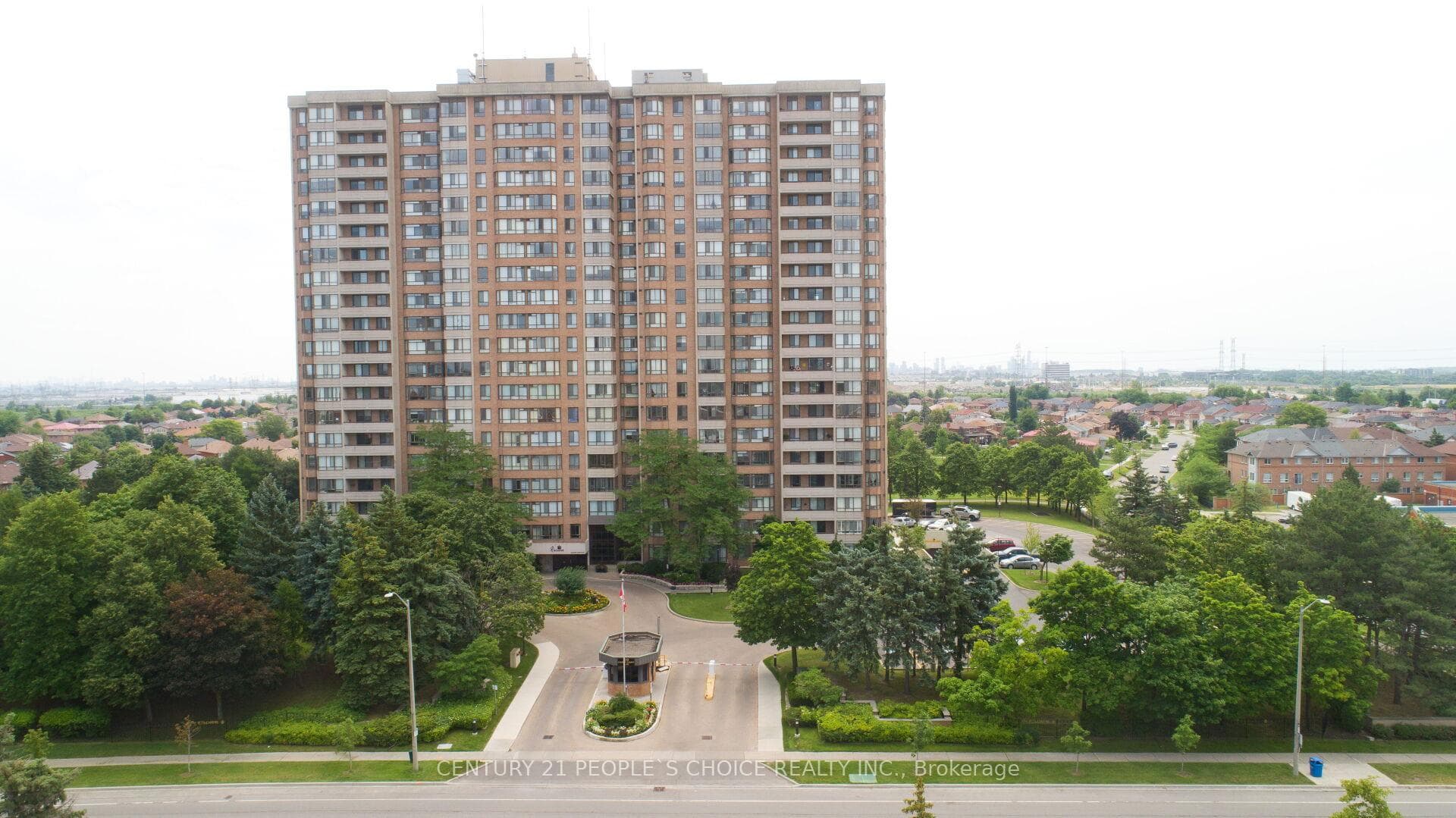100 County Court Boulevard 1709, Brampton, ON L6W 3X1, Brampton — photo 1