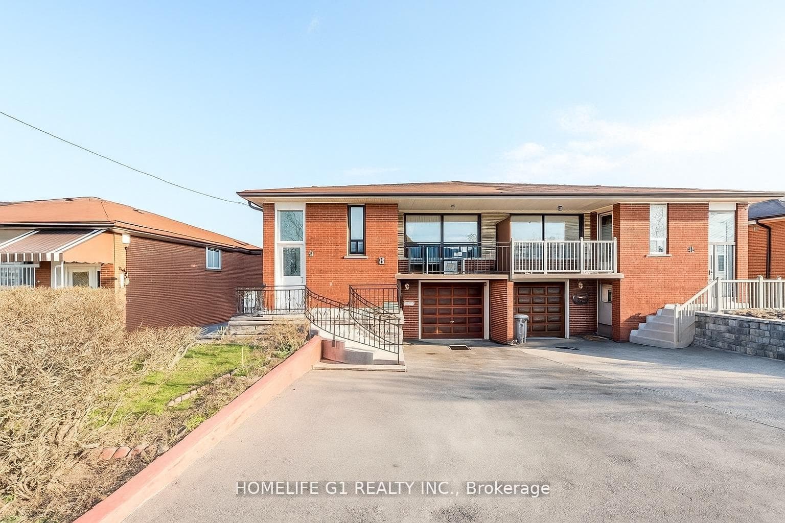 9 Songwood Drive, Toronto, ON M9M 1X4, Toronto W05 — photo 1