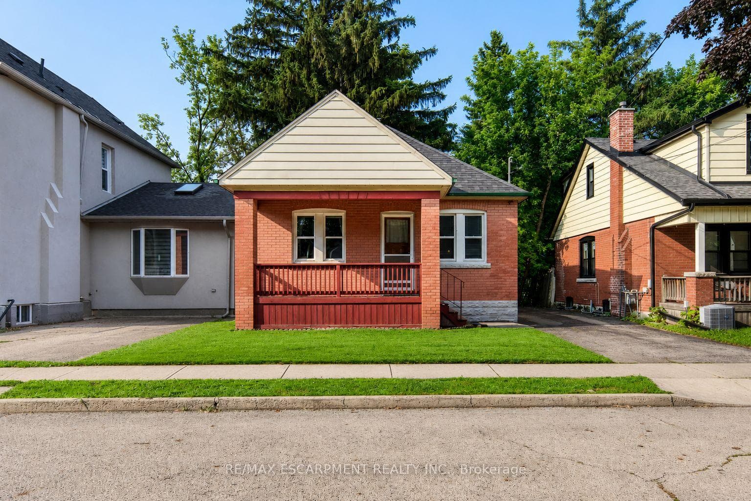 74 Royal Avenue, Hamilton, ON L8S 2C5, Hamilton — photo 1