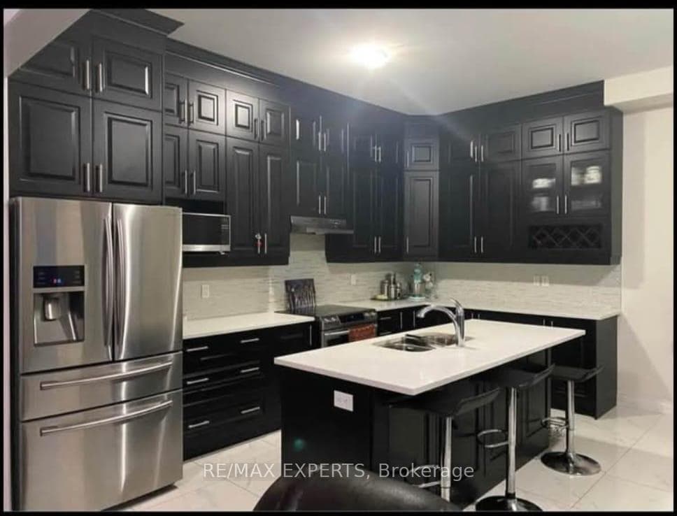 56 Lyle Way, Brampton, ON L6X 5P8, Brampton — photo 1