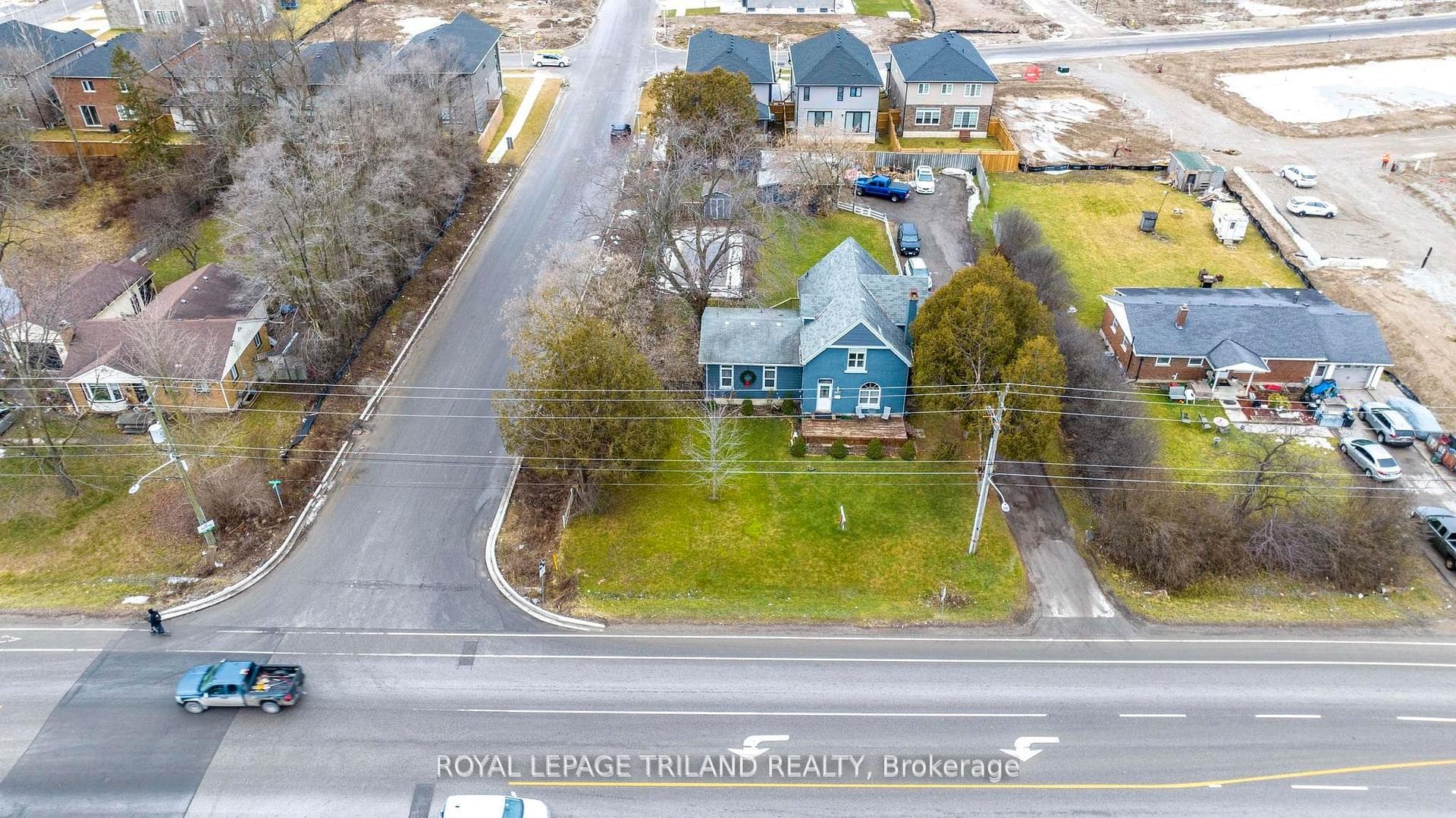 3077 White Oak Road, London South, ON N6E 1L7, London South — photo 1